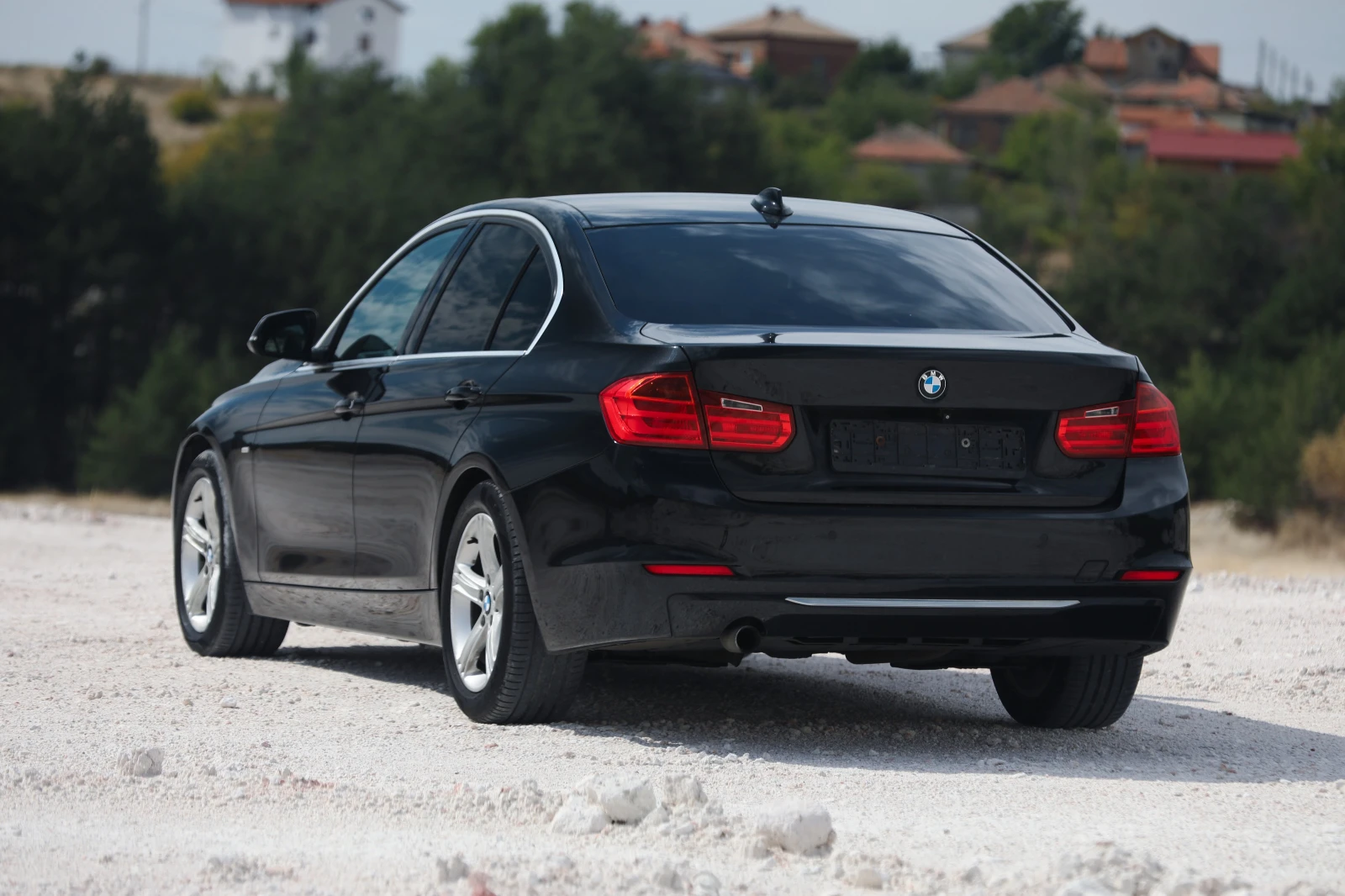 BMW 318 318D Luxury line  - изображение 9