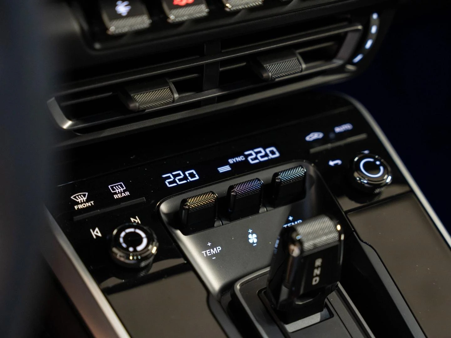 Porsche 911 992 TURBO S COUPE/CERAMIC/CARBON/BURM/SPORT CHRONO | Mobile.bg   15