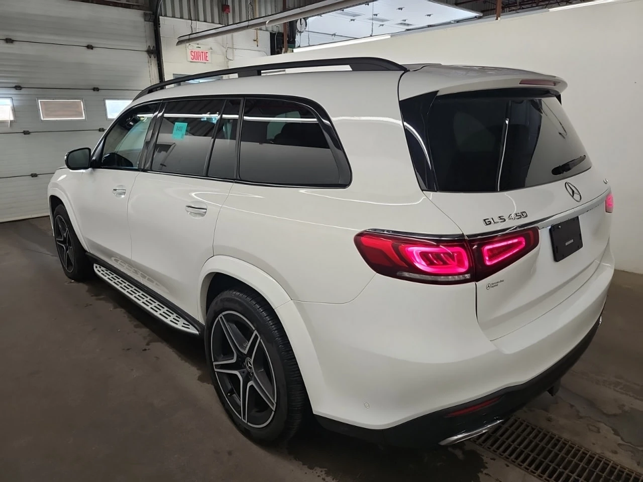 Mercedes-Benz GLS 450 * АВТО КРЕДИТ* ЦЕНА ДО БГ * СЕРВИЗНА ИСТОРИЯ *  - изображение 6