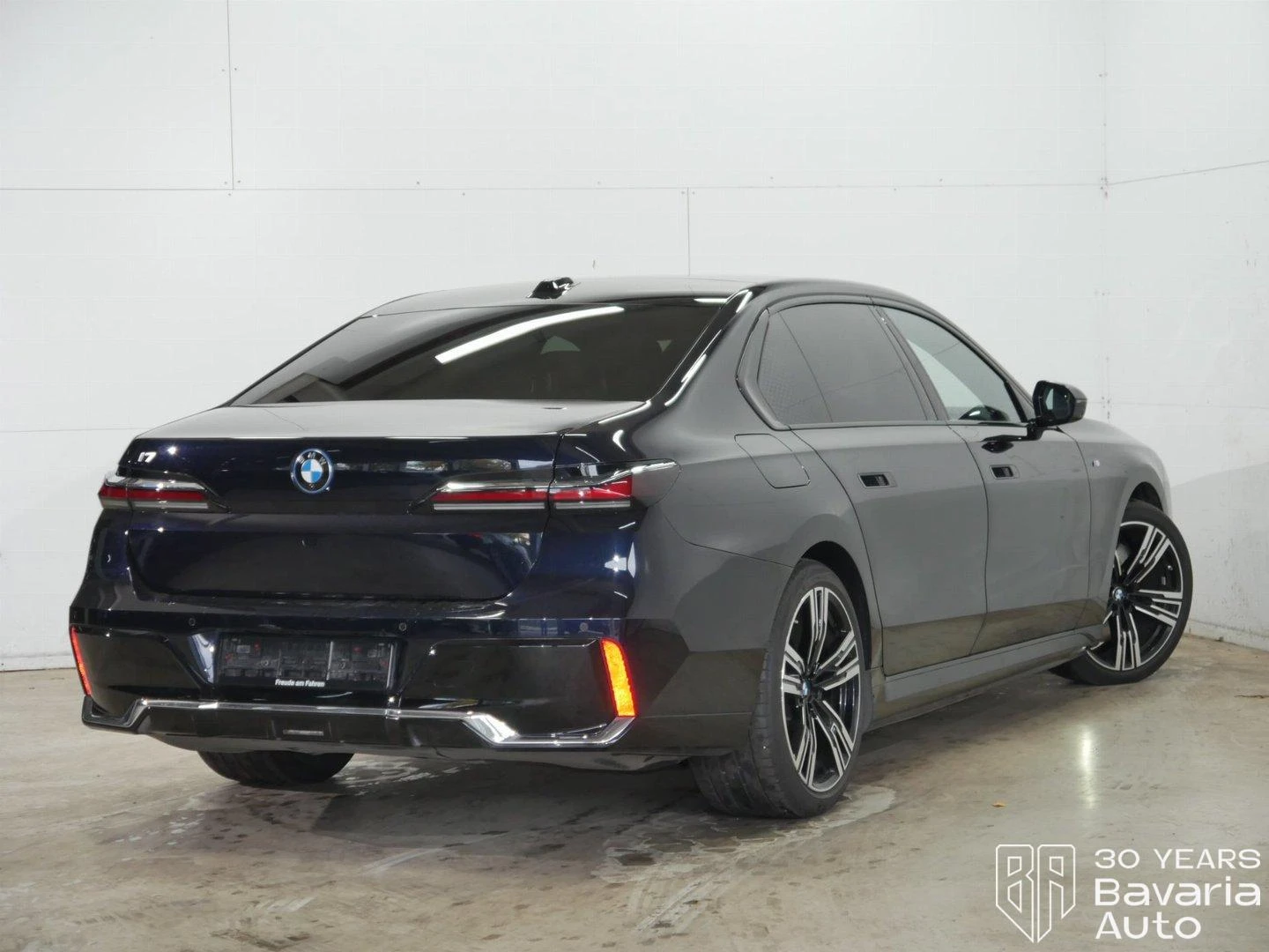 BMW i7 60 xDrive M Sport Paket  - изображение 3