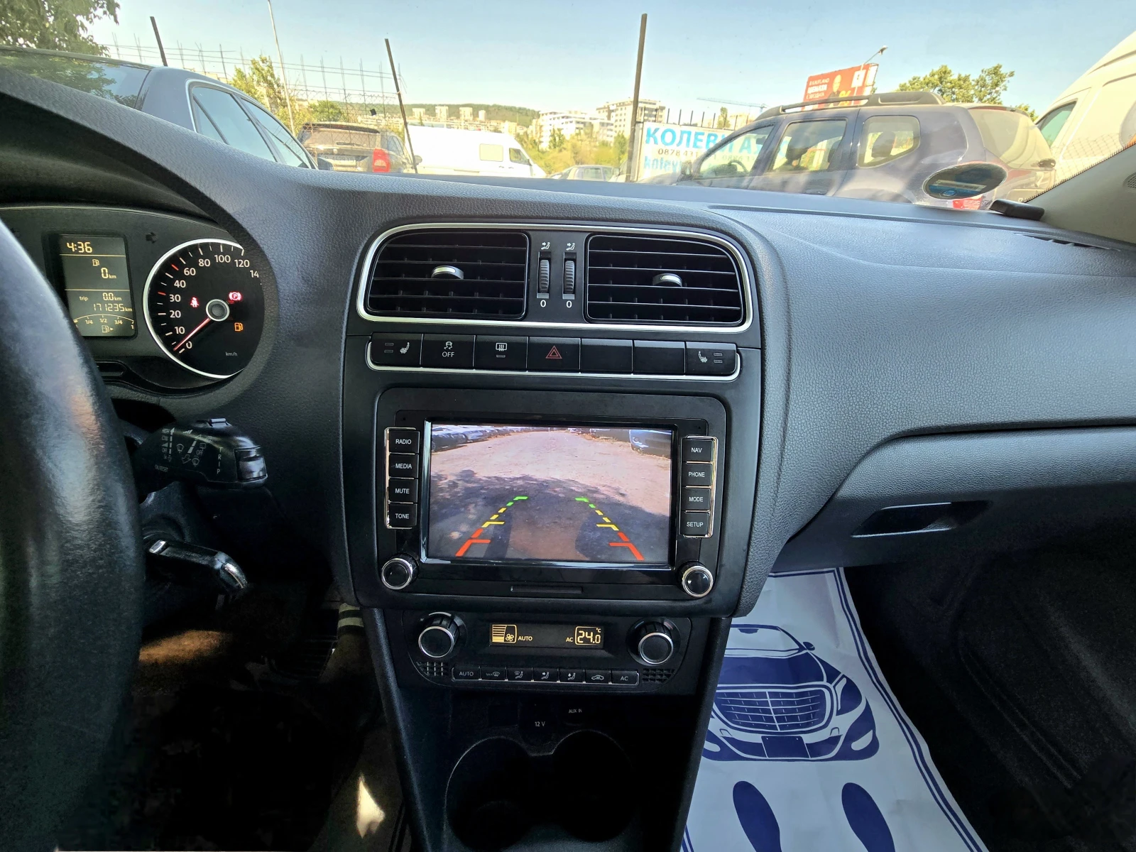 VW Polo 1.2i/90hp/NAVI | Mobile.bg   10