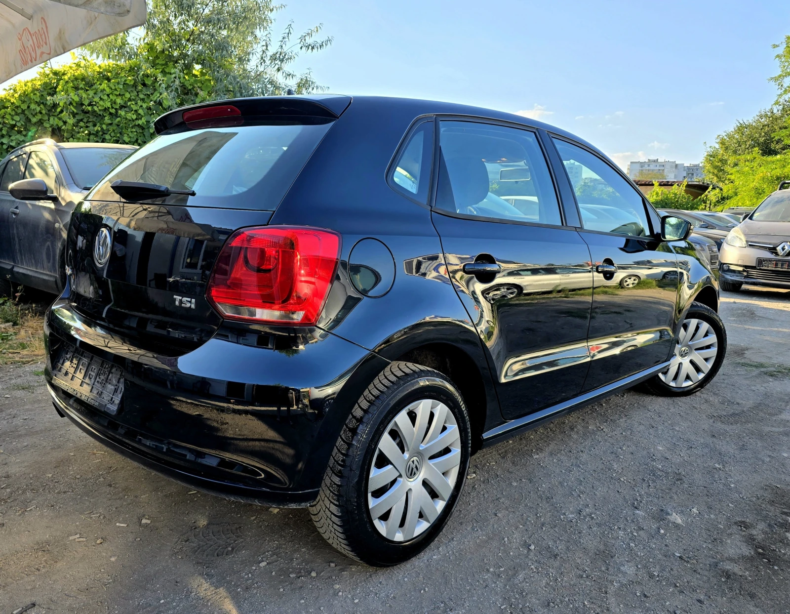 VW Polo 1.2i/90hp/NAVI | Mobile.bg   6