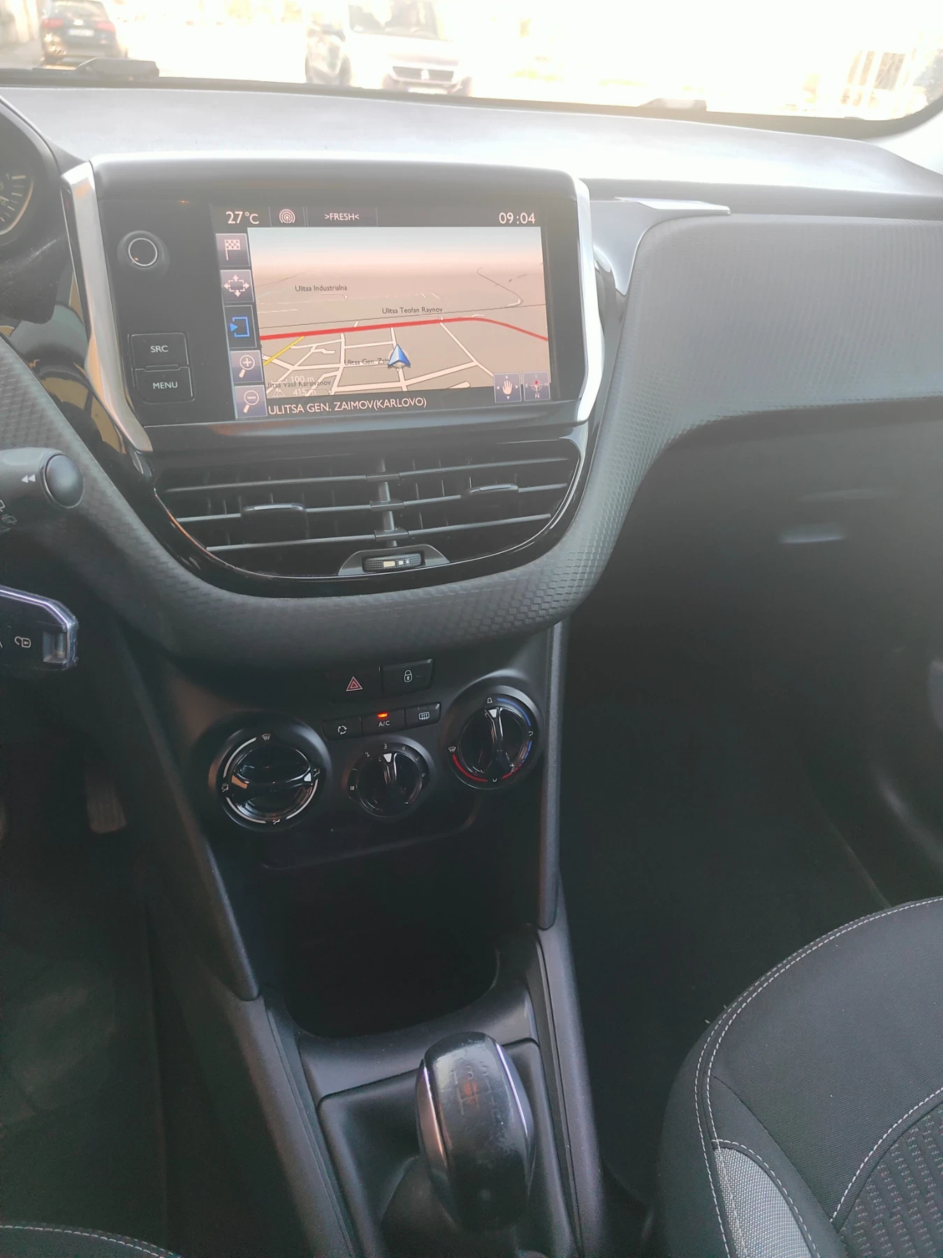 Peugeot 208 | Mobile.bg   6