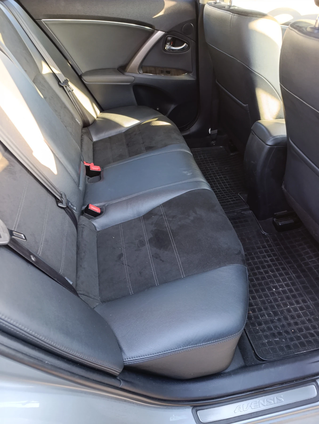 Toyota Avensis 2.2 - D4D | Mobile.bg � ����������� 9