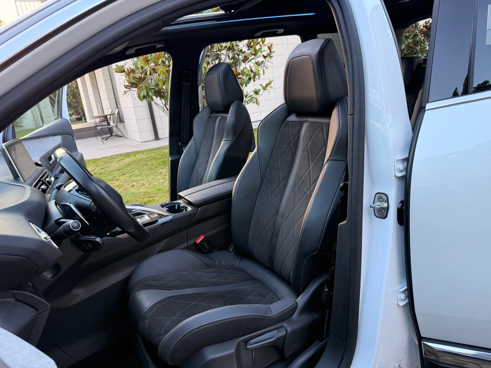 Peugeot 5008 2.0 Blue-HDi* EXCLUSIVE* PANORAMA - изображение 6