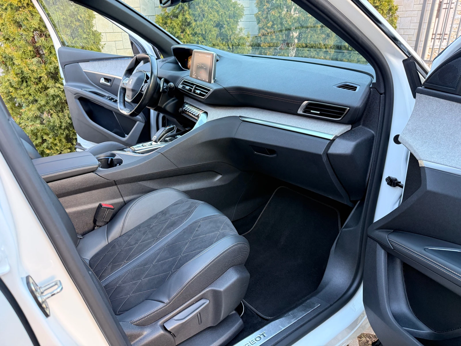 Peugeot 5008 2.0 Blue-HDi* EXCLUSIVE* PANORAMA - изображение 8