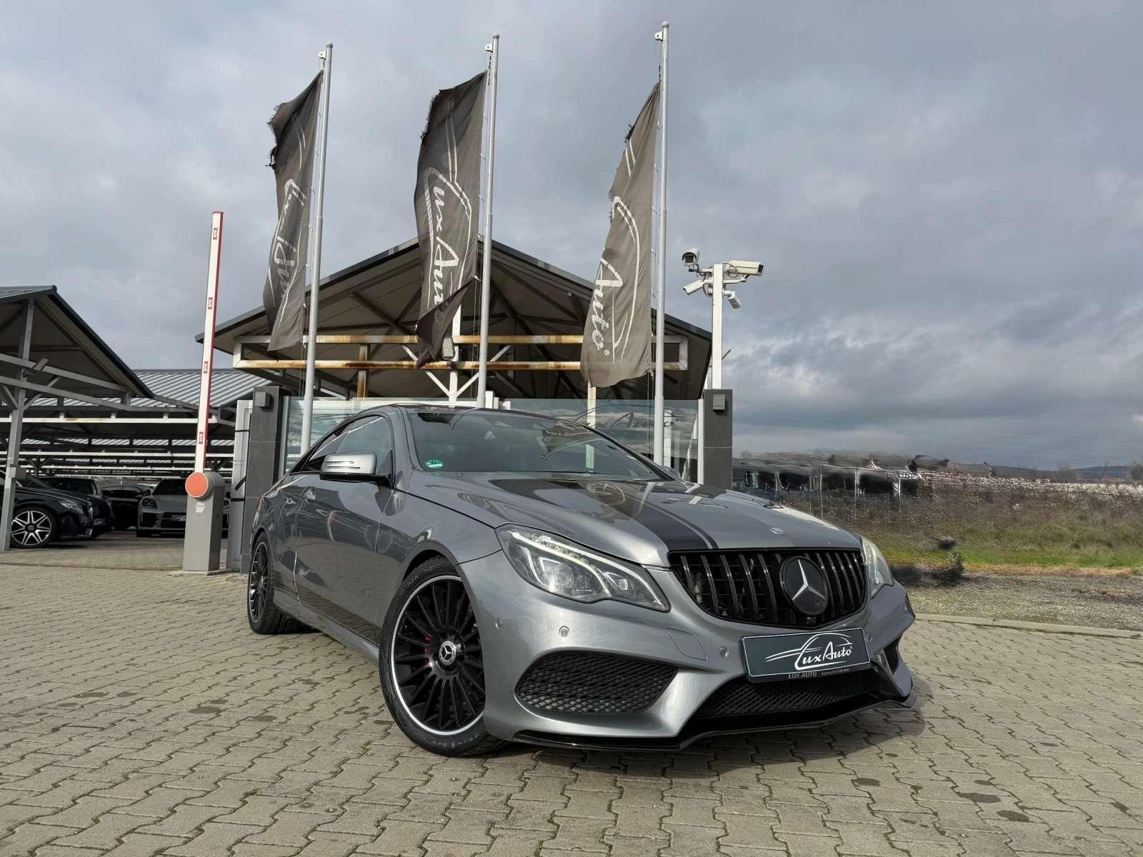 Mercedes-Benz E 350 D#AMG#DISTR#H&K#ОБДУХВАНЕ#КАМЕРА#FULLASSIST - изображение 2