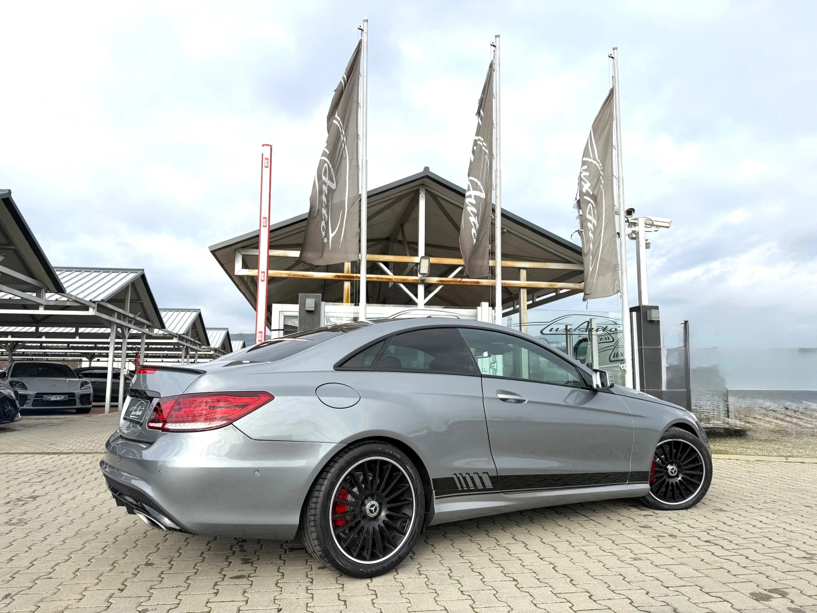 Mercedes-Benz E 350 D#AMG#DISTR#H&K#ОБДУХВАНЕ#КАМЕРА#FULLASSIST - изображение 4
