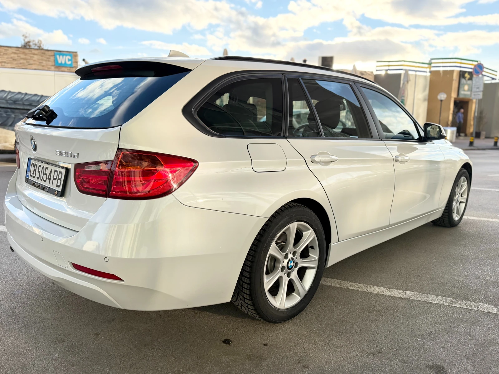 BMW 320 XD 6 МЕСЕЦА ГАРАНЦИЯ/184к.с. Автоматик EURO5 - изображение 4