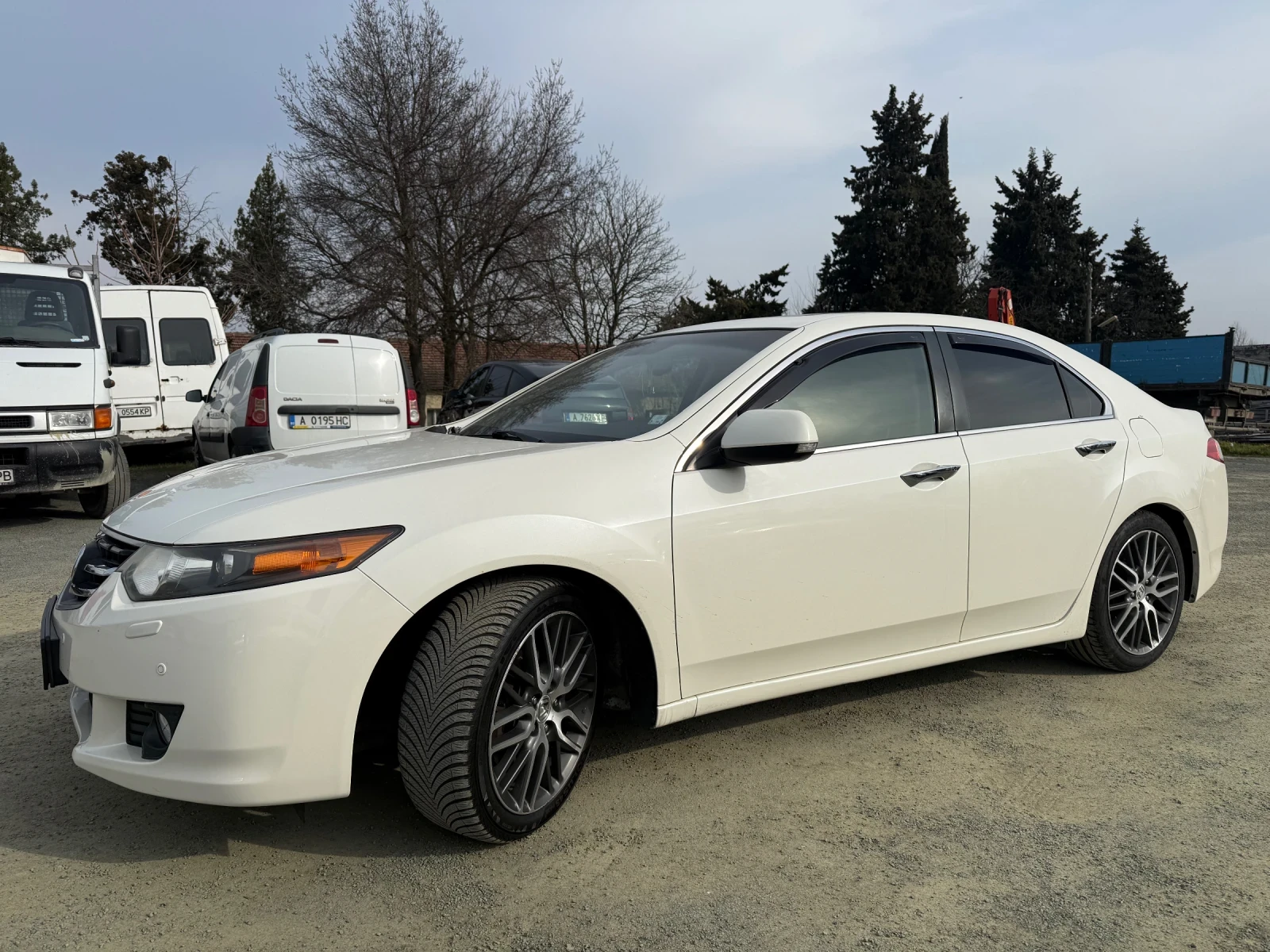 Honda Accord 2.4i EXECUTIVE TOP, снимка 3 - Автомобили и джипове - 53718735