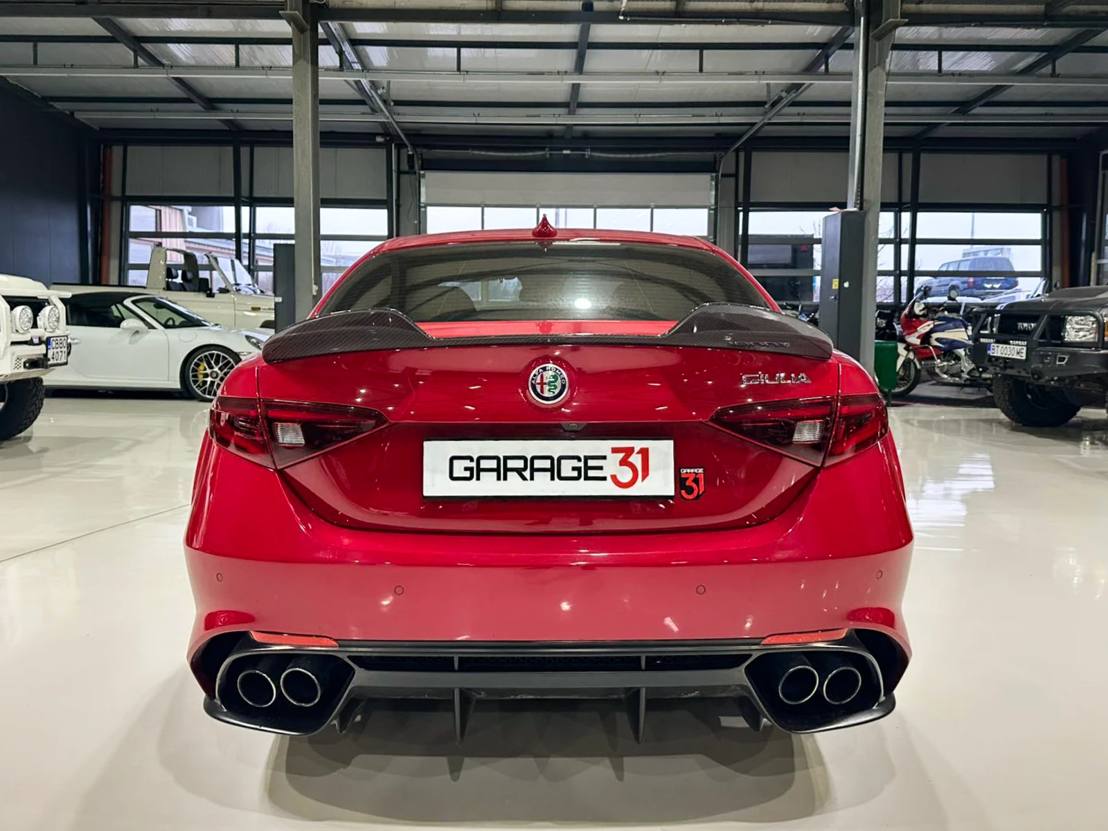 Alfa Romeo Giulia Quadrifoglio - изображение 5
