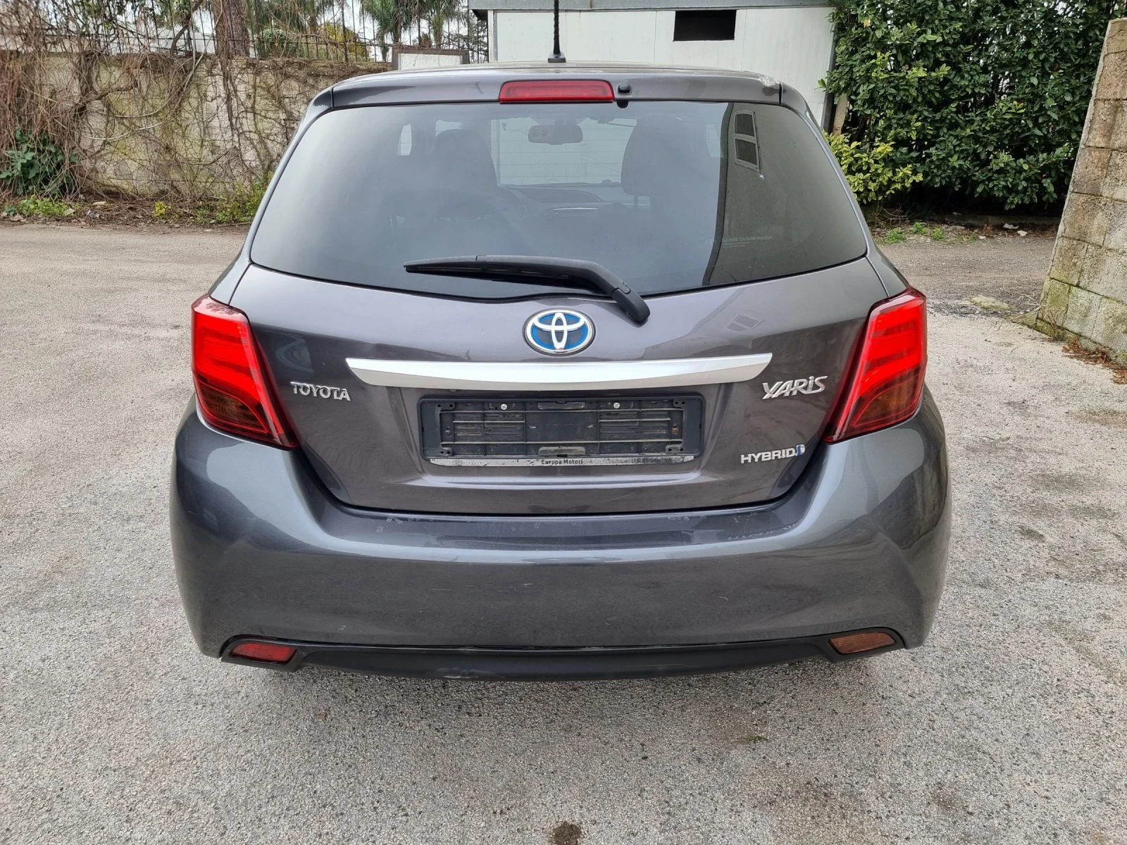 Toyota Yaris 1.5 Hybrid/panorama, снимка 6 - Автомобили и джипове - 53743345