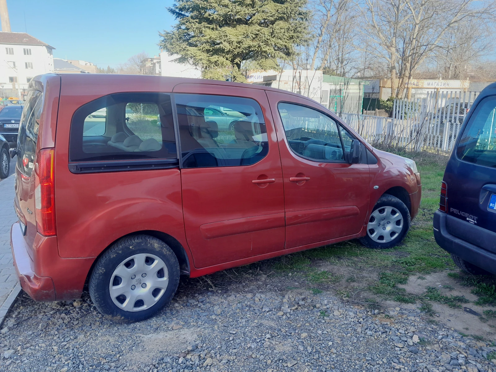 Peugeot Partner 1.6 HDi, снимка 4 - Автомобили и джипове - 53782680