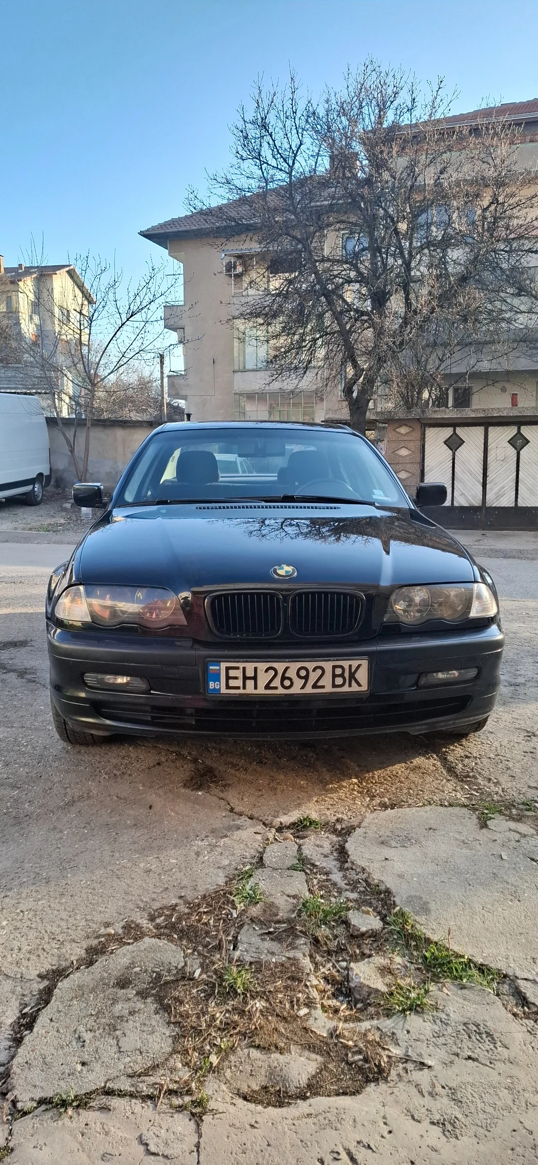 BMW 320 2.0-136, снимка 2 - Автомобили и джипове - 53849348