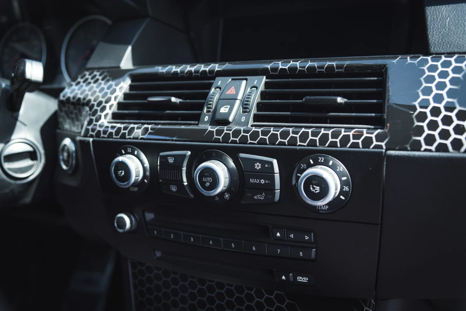 BMW 530, снимка 14 - Автомобили и джипове - 53892405