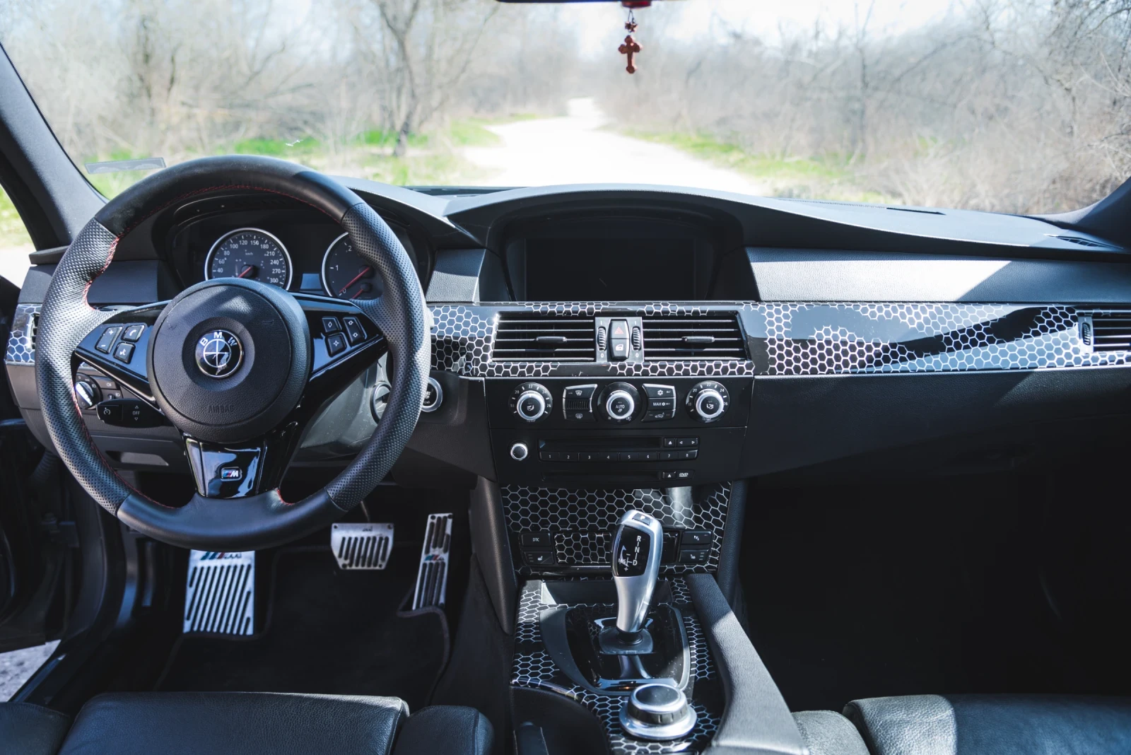 BMW 530, снимка 2 - Автомобили и джипове - 53892405