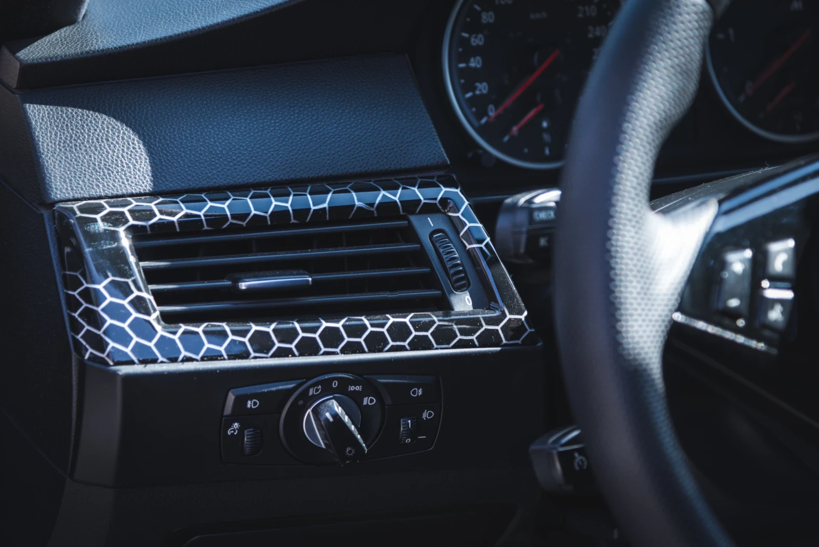 BMW 530, снимка 11 - Автомобили и джипове - 53892405