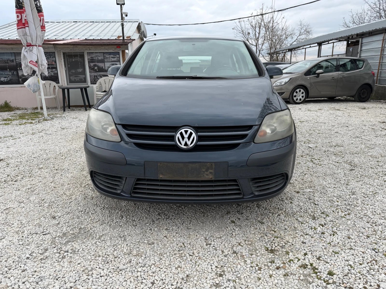 VW Golf Plus 1.6i, снимка 8 - Автомобили и джипове - 53914269