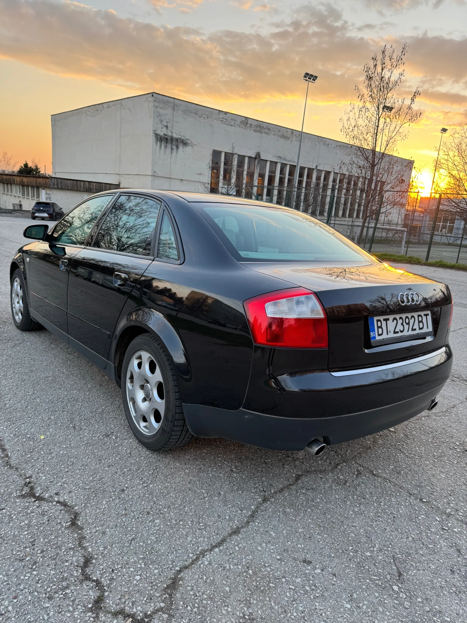 Audi A4, снимка 4 - Автомобили и джипове - 54017549