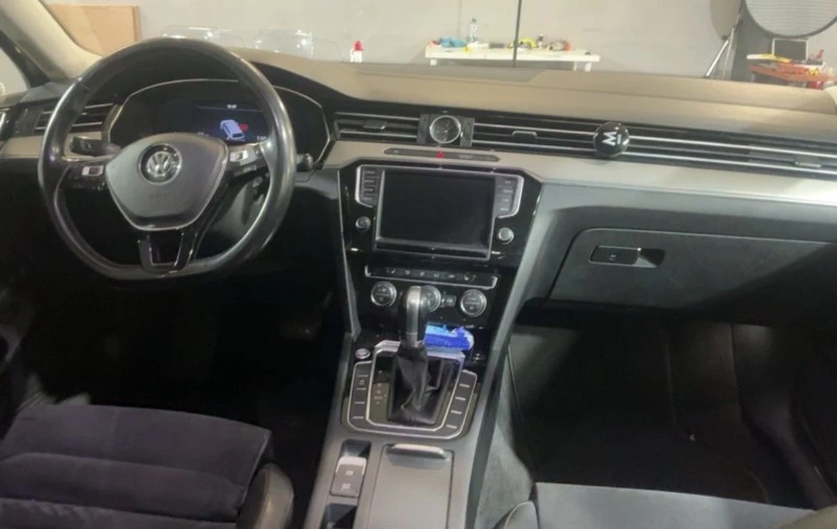 VW Passat DIGITAL ОЧАКВАН ВНОС , снимка 11 - Автомобили и джипове - 54331012