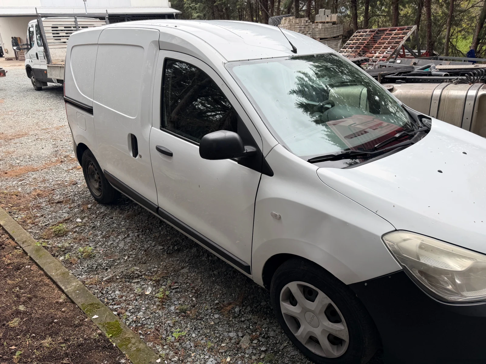 Dacia Dokker, снимка 3 - Автомобили и джипове - 54374533