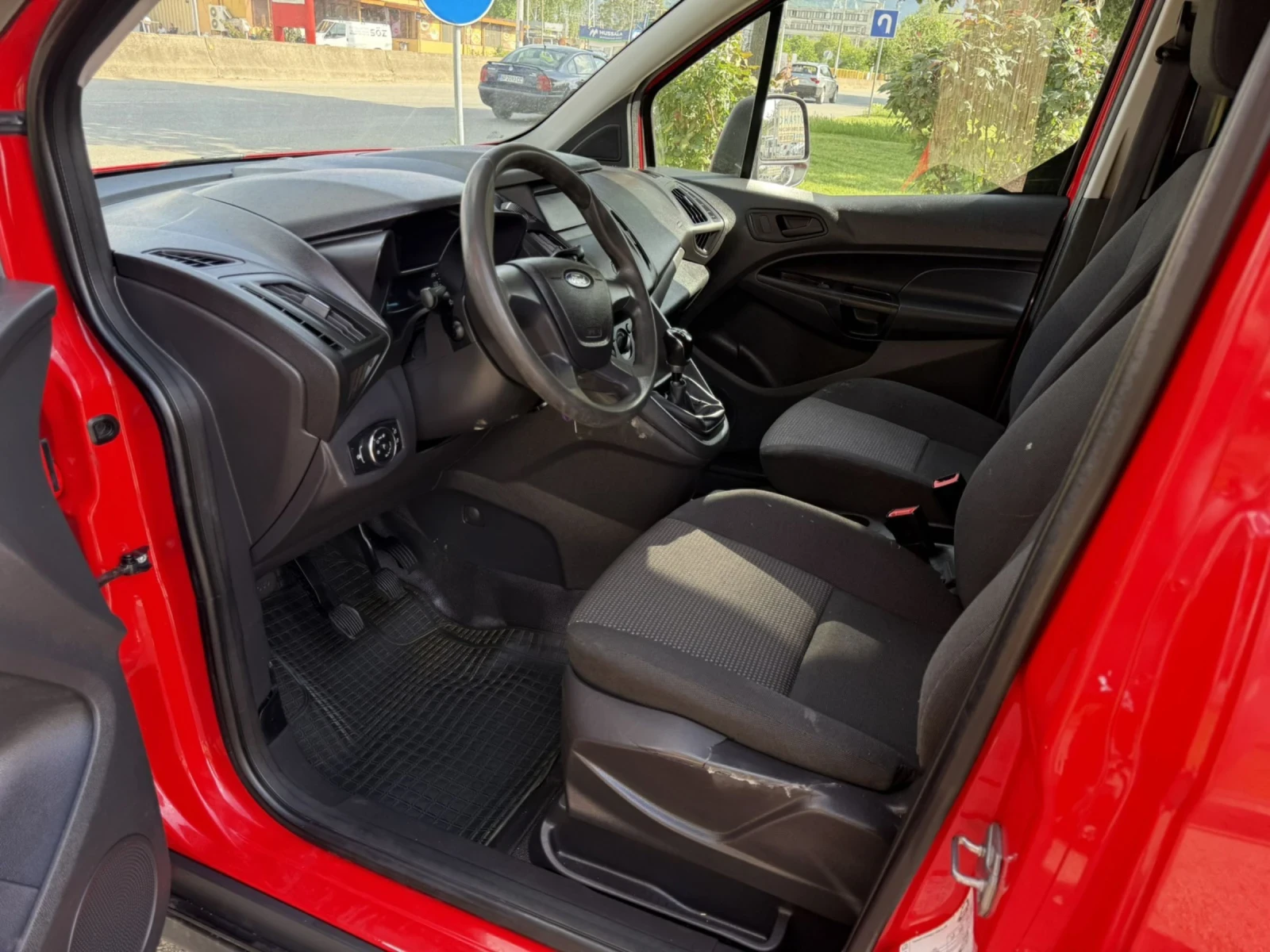 Ford Connect 1.6, снимка 8 - Автомобили и джипове - 54516912