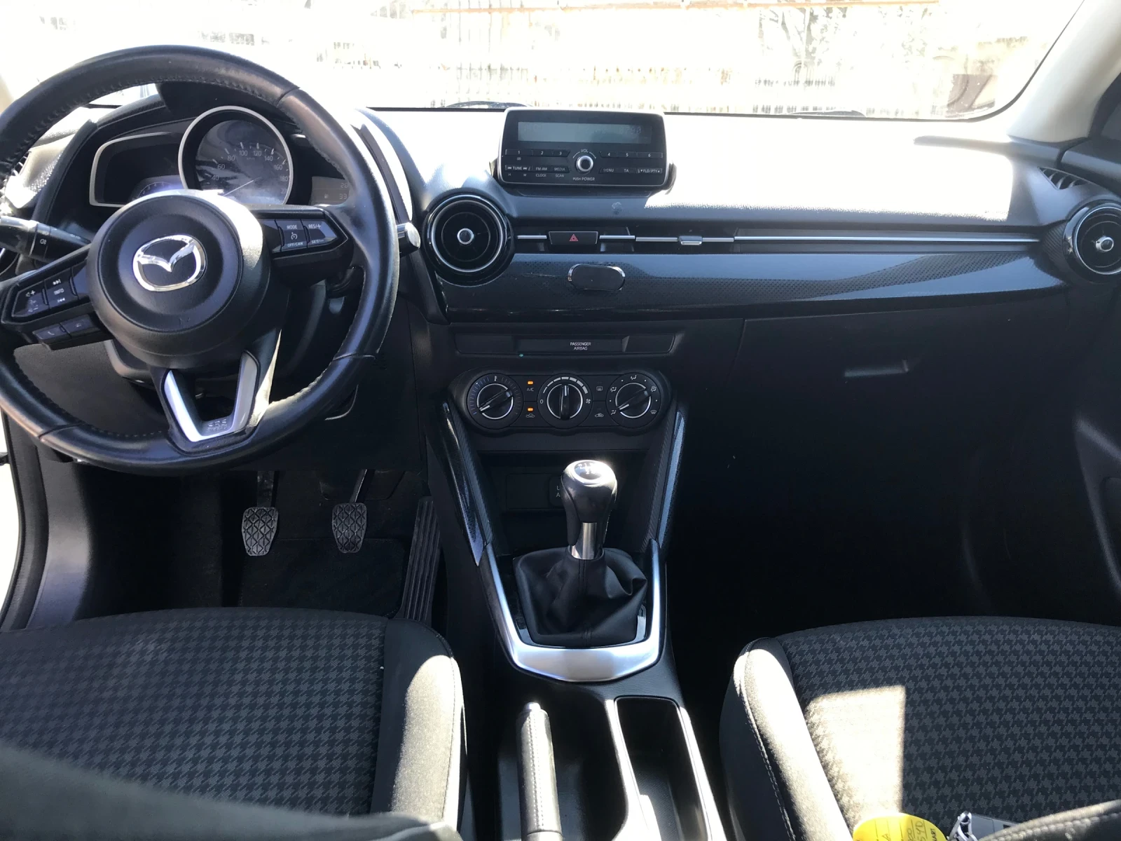 Mazda 2 1.5I ITALY , снимка 13 - Автомобили и джипове - 54556124