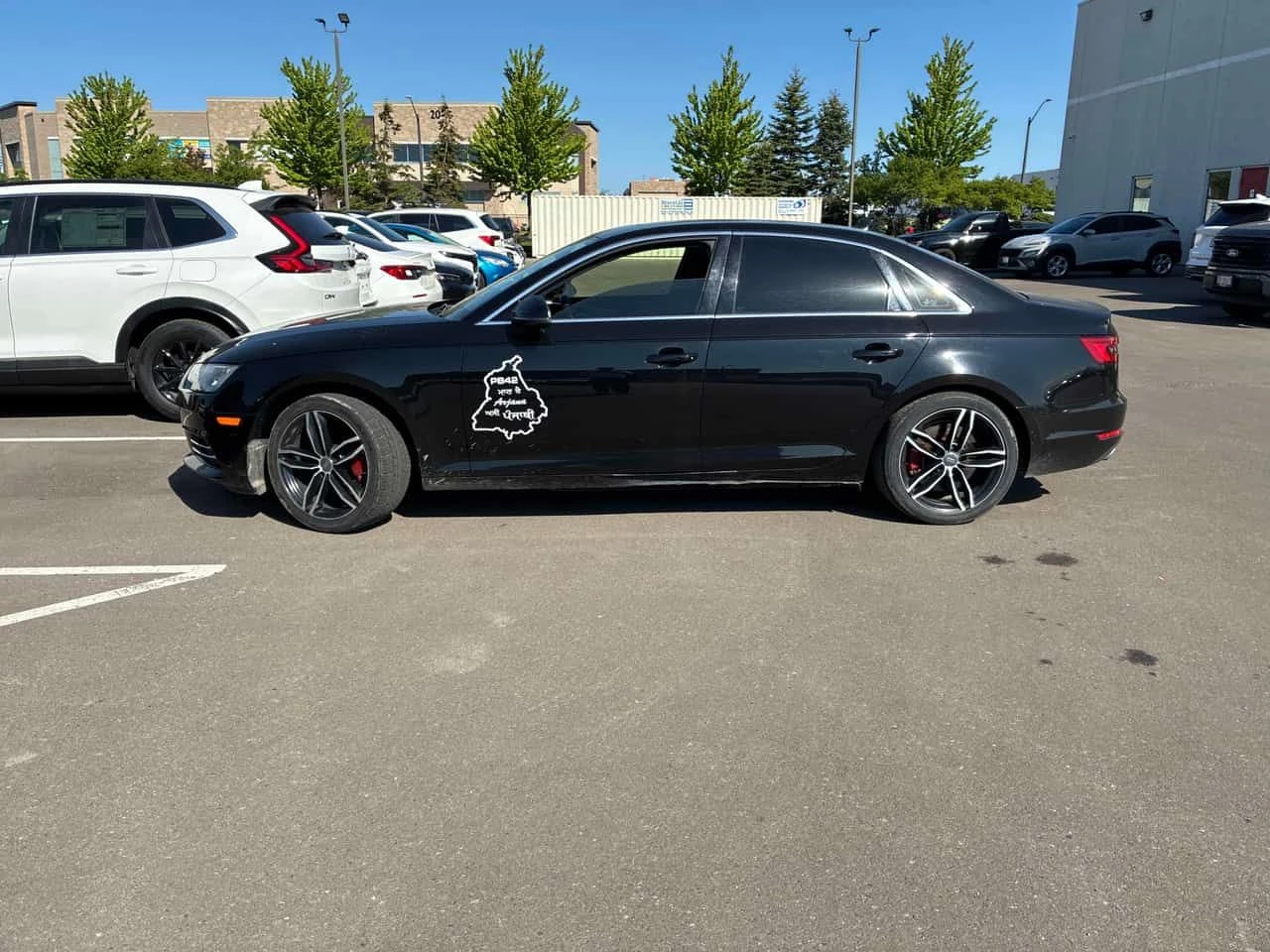 Audi A4  Komfort/ШИБЕДАХ/ПОДГРЕВ/ПАМЕТ/CARFAX/ФИНАНСИРАНЕ, снимка 3 - Автомобили и джипове - 54719098