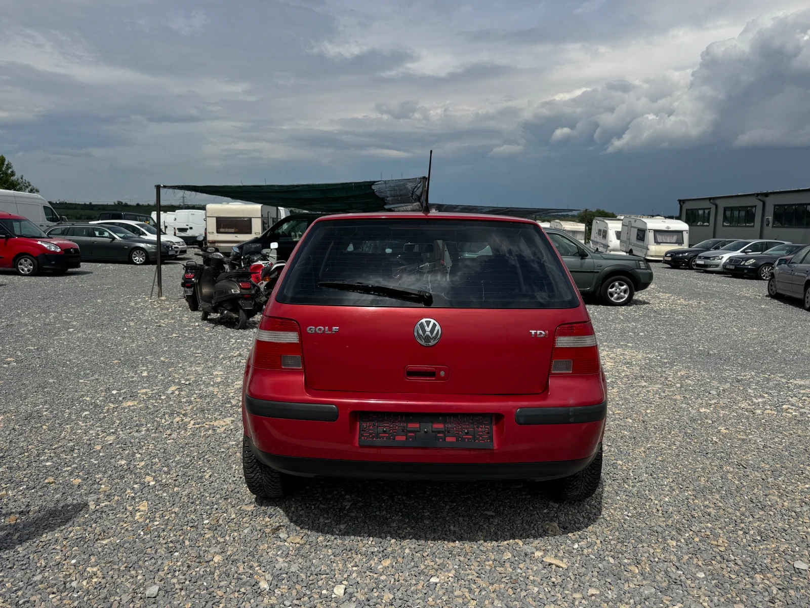 VW Golf 1.9TDI KLIMATIK, снимка 4 - Автомобили и джипове - 54739599
