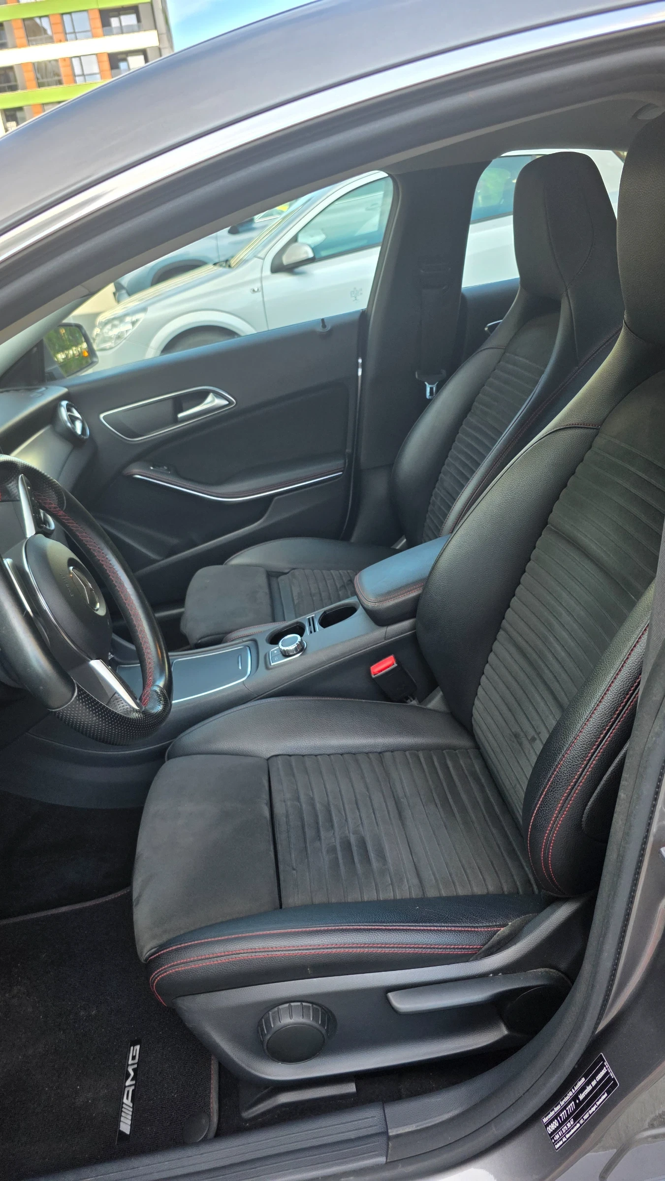 Mercedes-Benz CLA 180 GLA, снимка 12 - Автомобили и джипове - 54838465