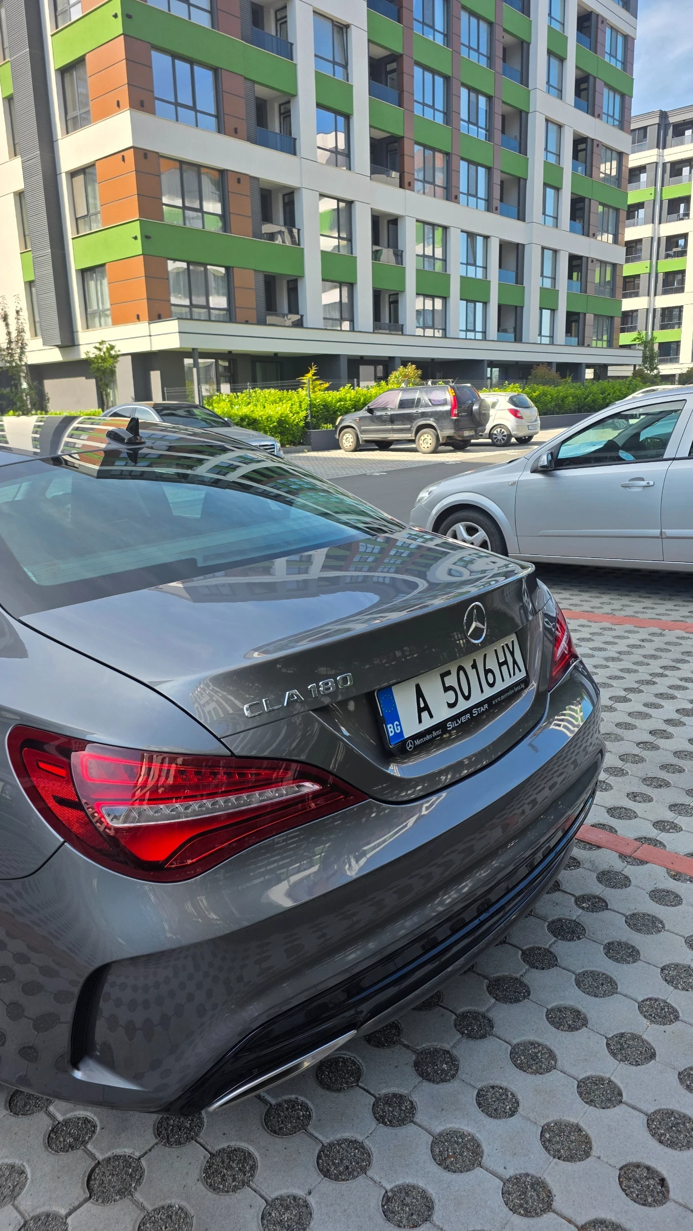 Mercedes-Benz CLA 180 GLA, снимка 5 - Автомобили и джипове - 54838465