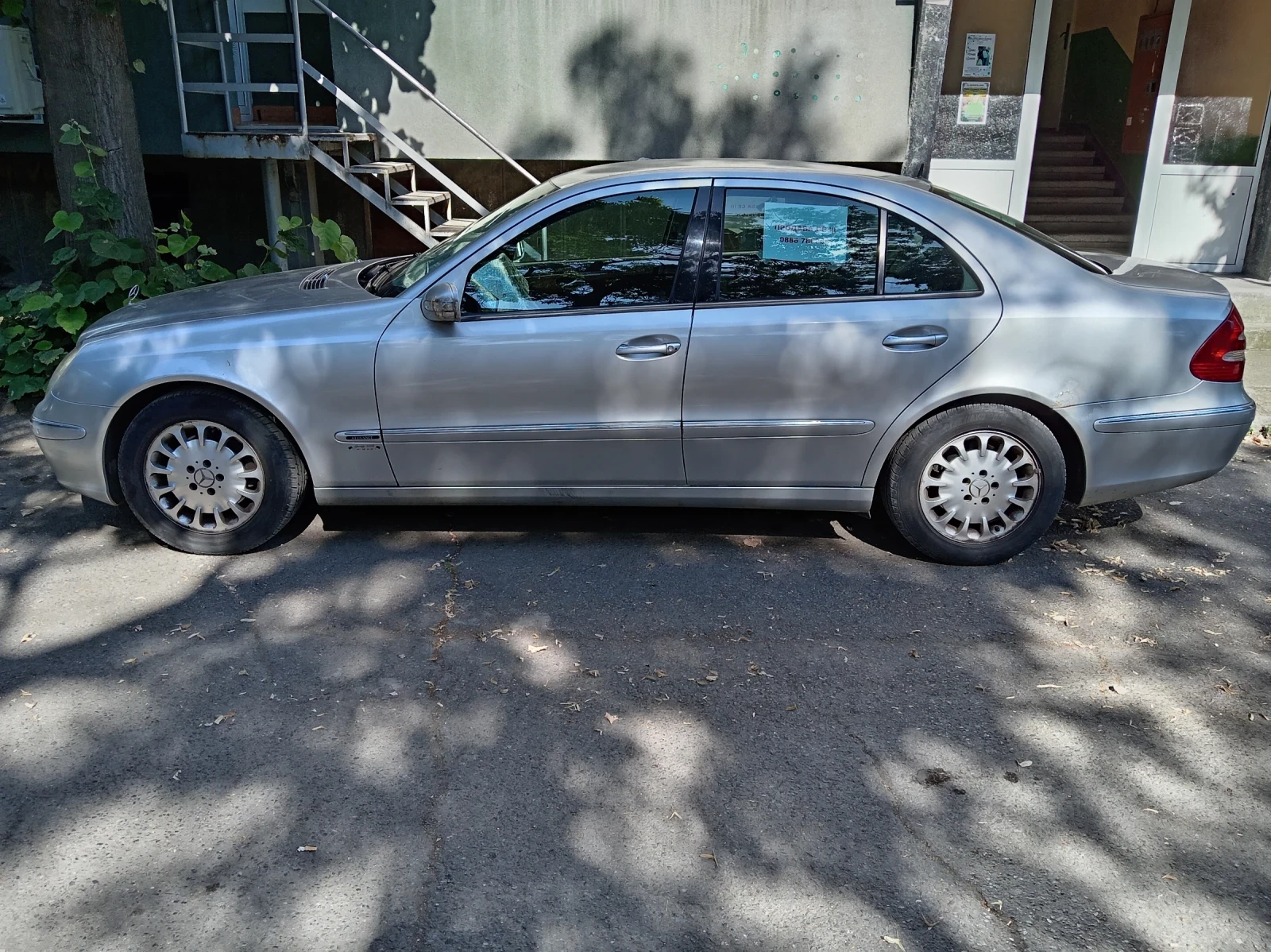 Mercedes-Benz 240