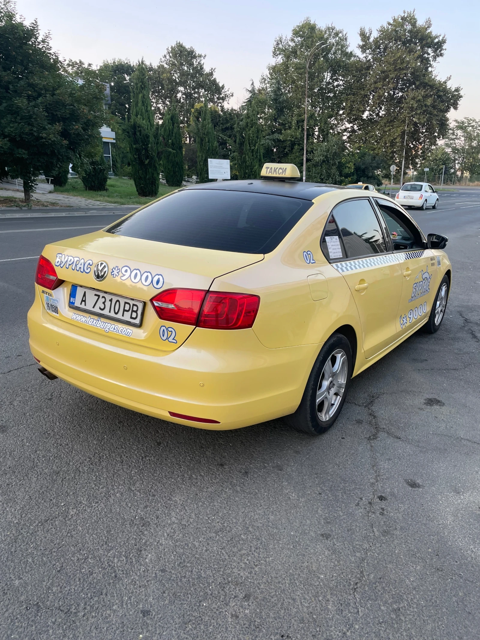 VW Jetta 2.0-ГАЗ, снимка 4 - Автомобили и джипове - 55572085