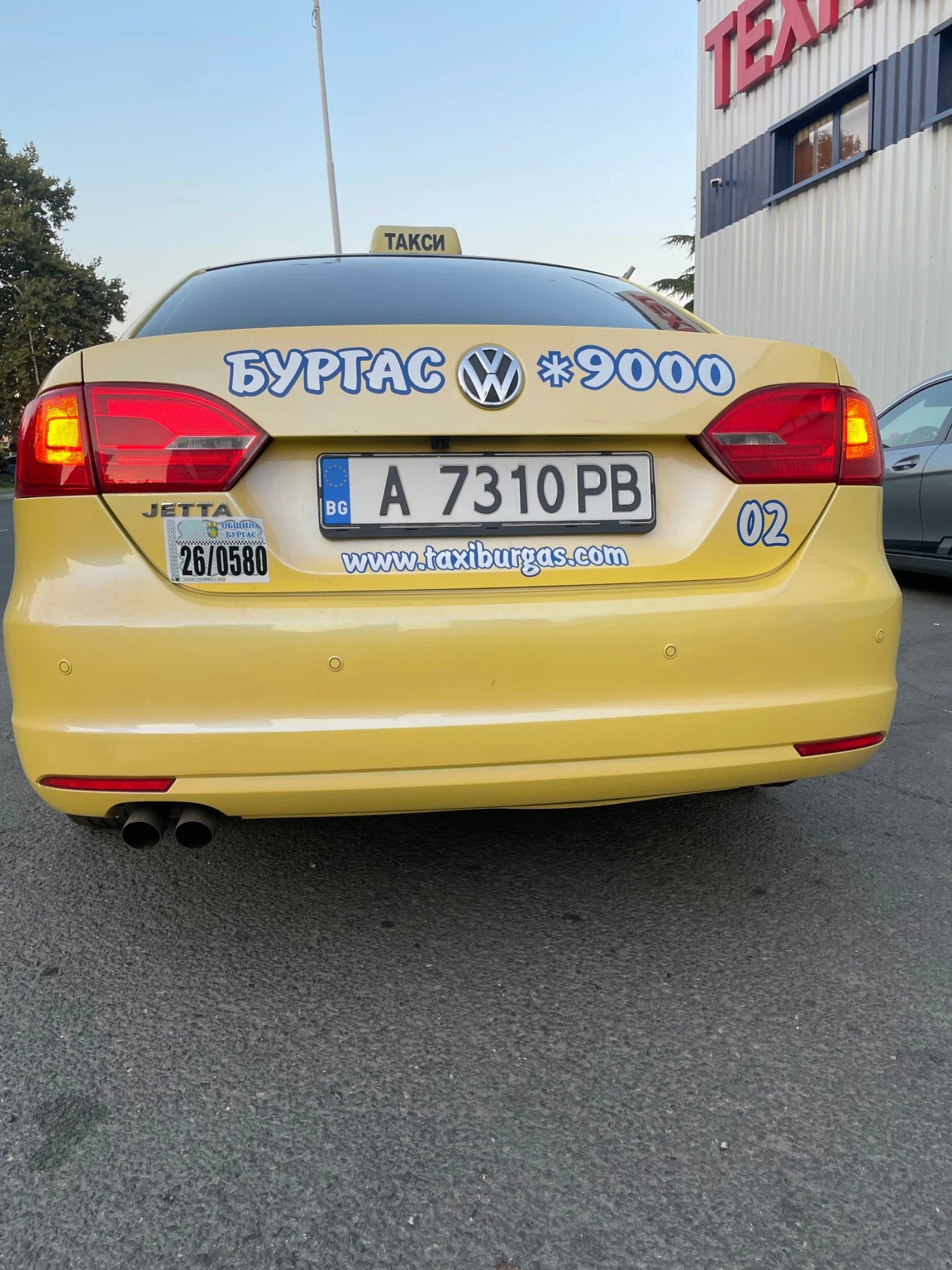 VW Jetta 2.0-ГАЗ, снимка 11 - Автомобили и джипове - 55572085