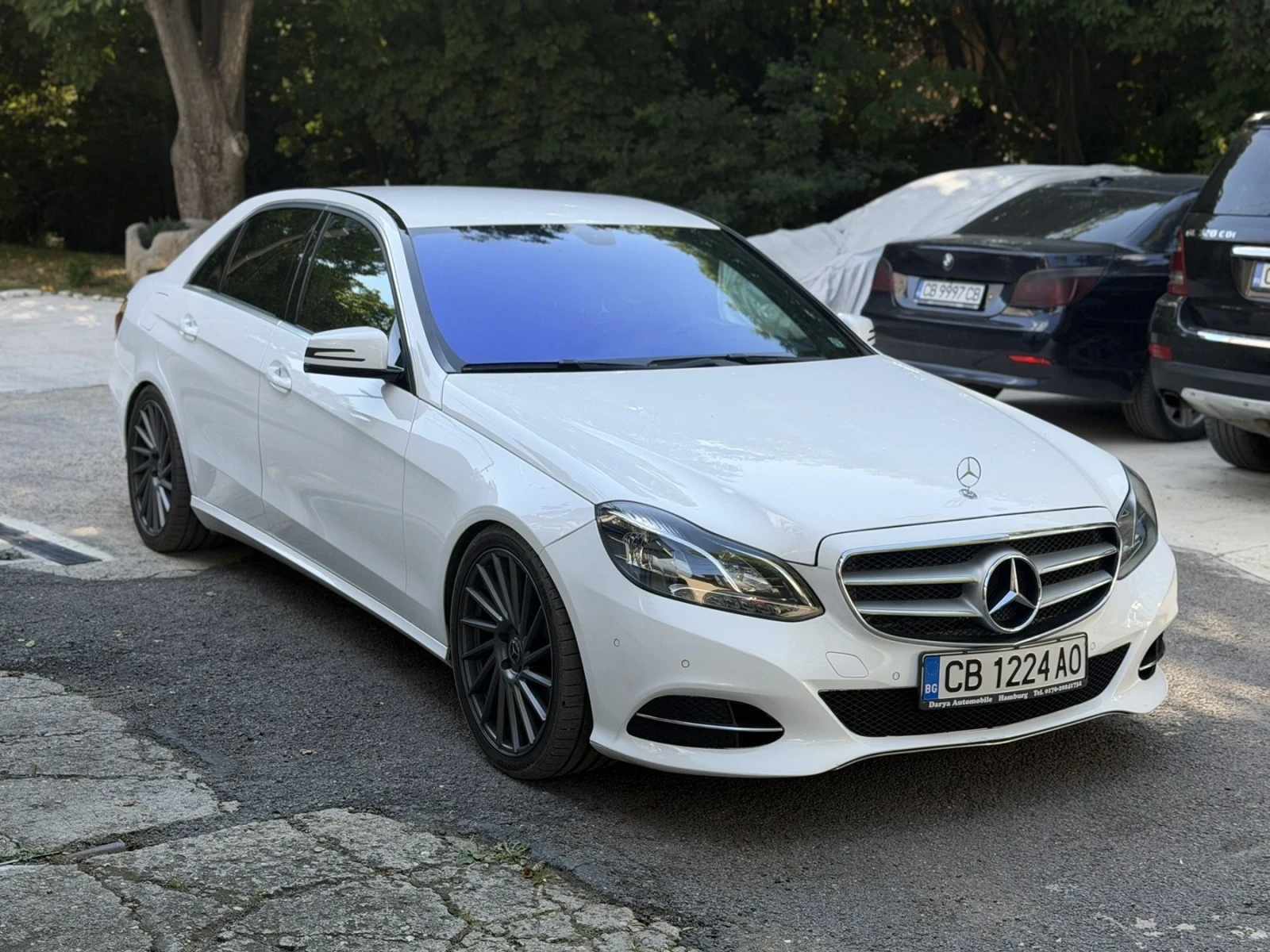 Mercedes-Benz E 220, снимка 2 - Автомобили и джипове - 55579099