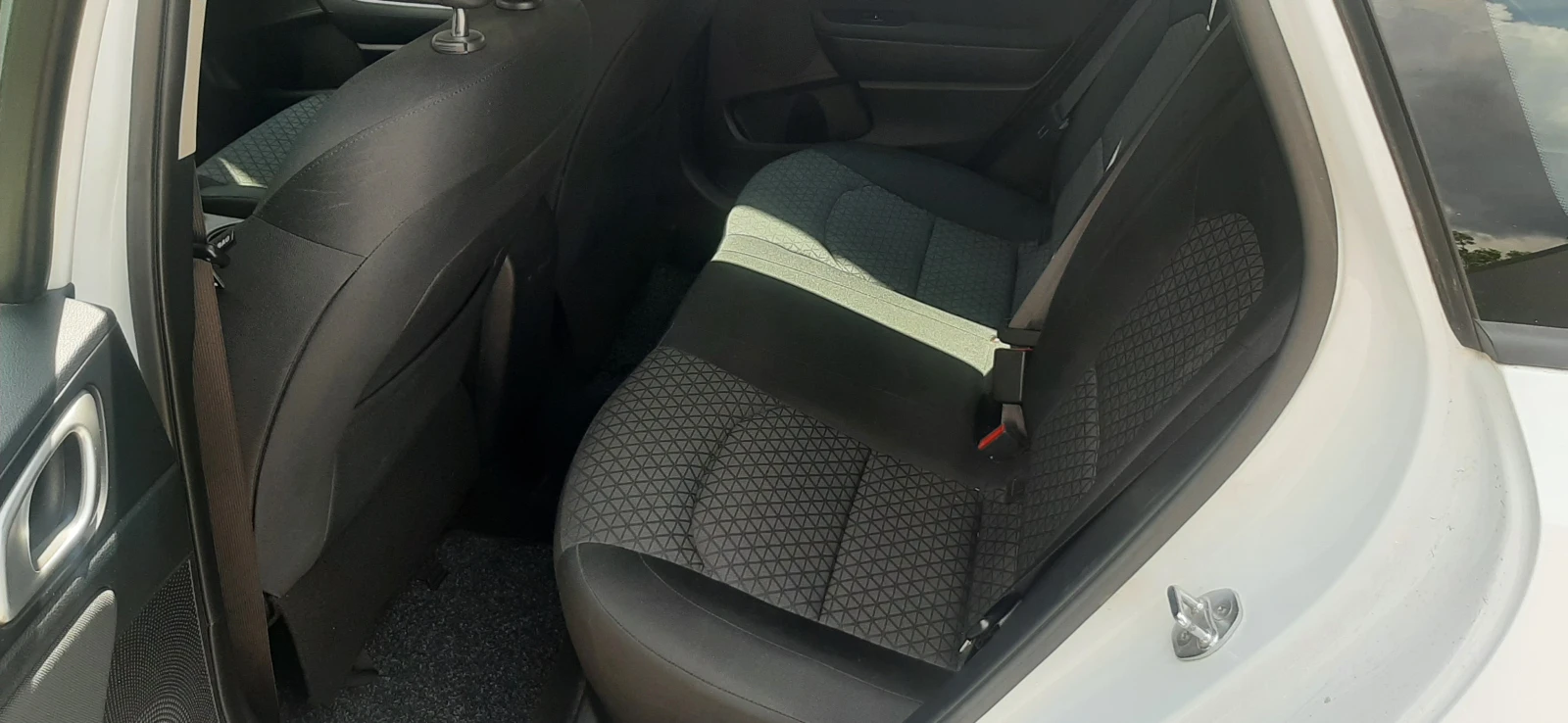 Kia Ceed FL 1.0T Comfort / 88 kW / 120к.с., 6MT, FWD, снимка 5 - Автомобили и джипове - 55614022
