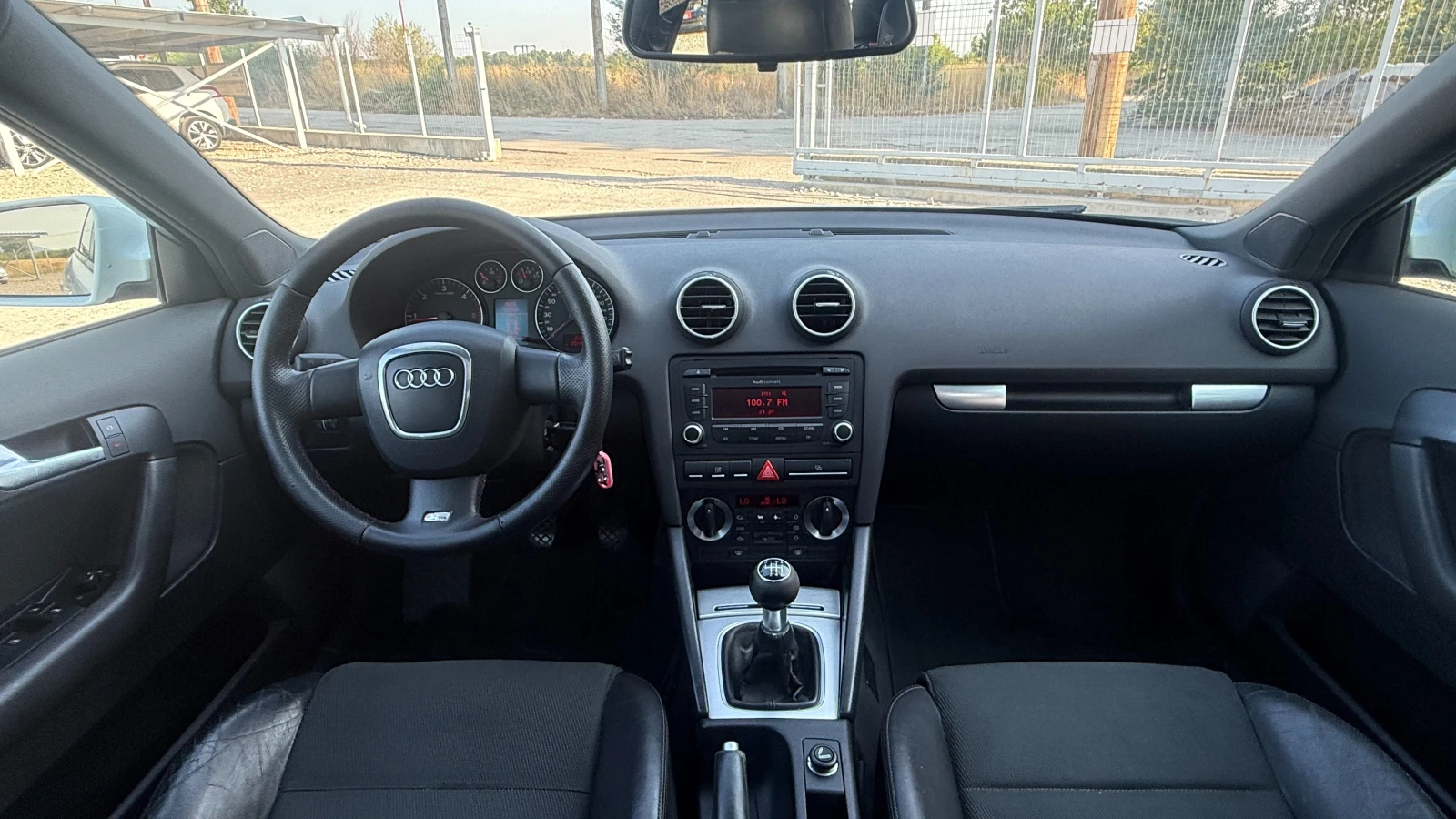 Audi A3 2.0TDI-140кс/Sline/КСЕНОН/КОЖА/ПАНОРАМА/ИТАЛИЯ, снимка 10 - Автомобили и джипове - 55650355
