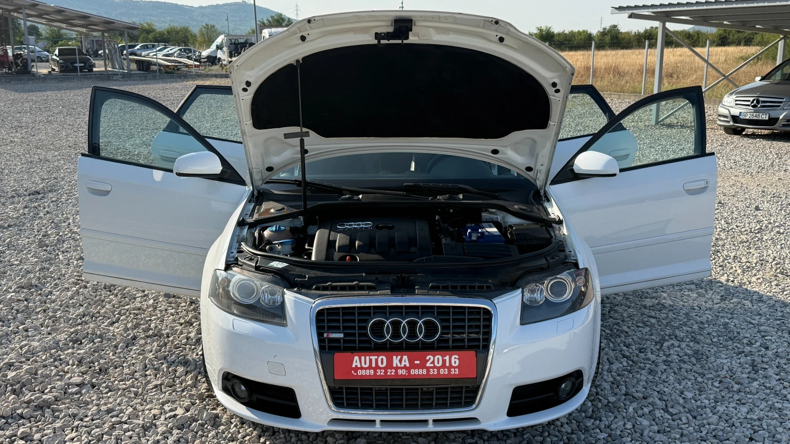 Audi A3 2.0TDI-140кс/Sline/КСЕНОН/КОЖА/ПАНОРАМА/ИТАЛИЯ, снимка 7 - Автомобили и джипове - 55650355