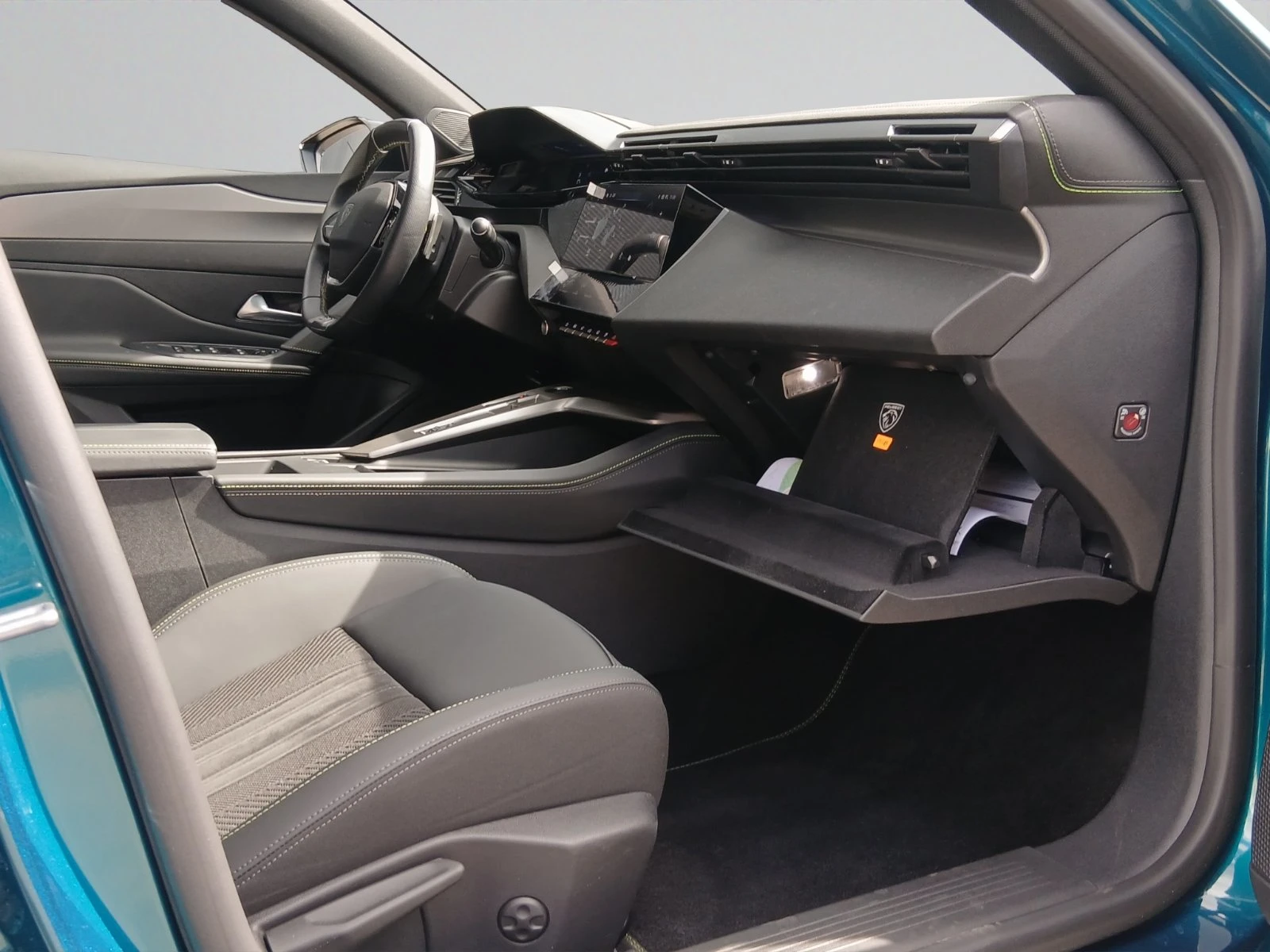Peugeot 308, снимка 15 - Автомобили и джипове - 55951276