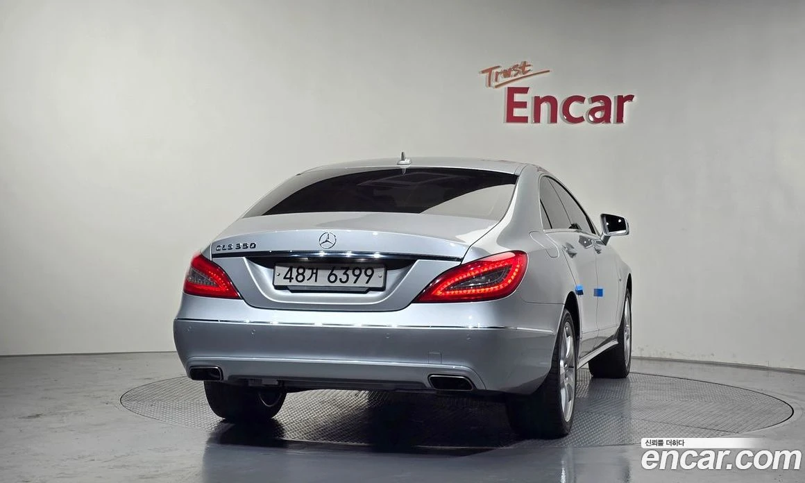 Mercedes-Benz CLS CLS350 BlueEFFICIENCY, снимка 4 - Автомобили и джипове - 56116892