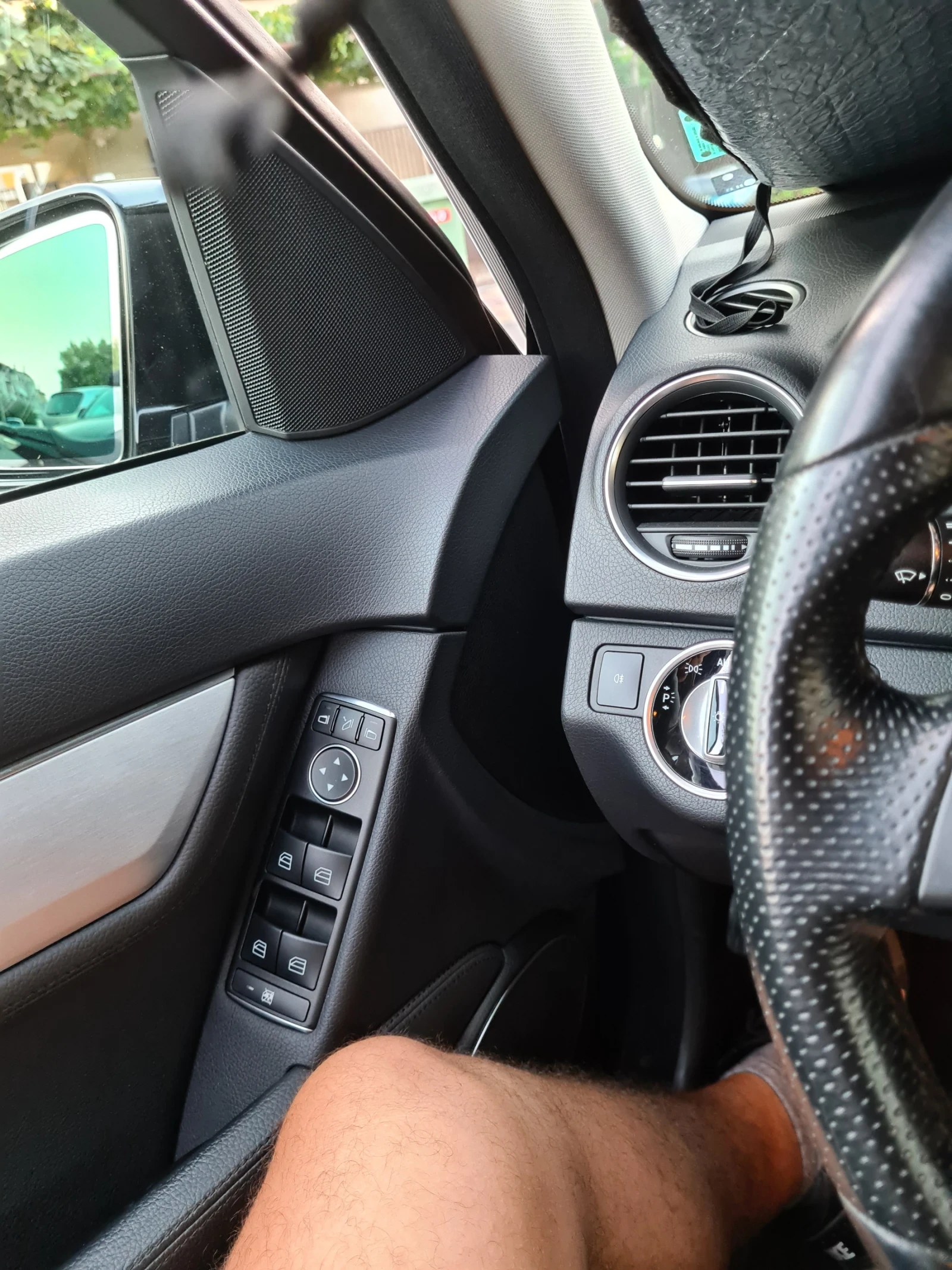 Mercedes-Benz C 250, снимка 9 - Автомобили и джипове - 56228375