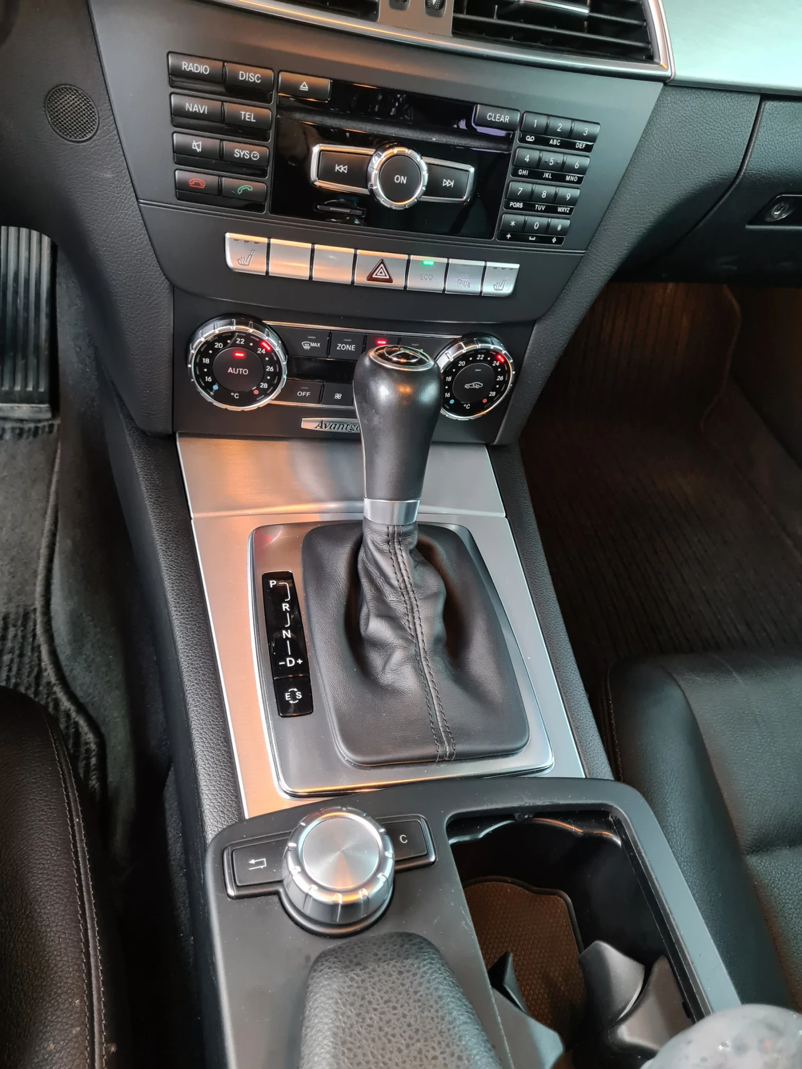 Mercedes-Benz C 250, снимка 10 - Автомобили и джипове - 56228375