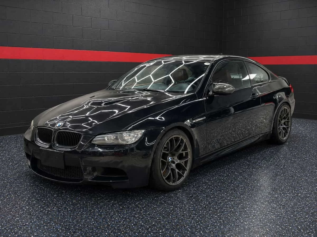 BMW M3 * 6 Speed Manual* АВТОКРЕДИТ БЕЗ ПЪРВОНАЧАЛНА* 