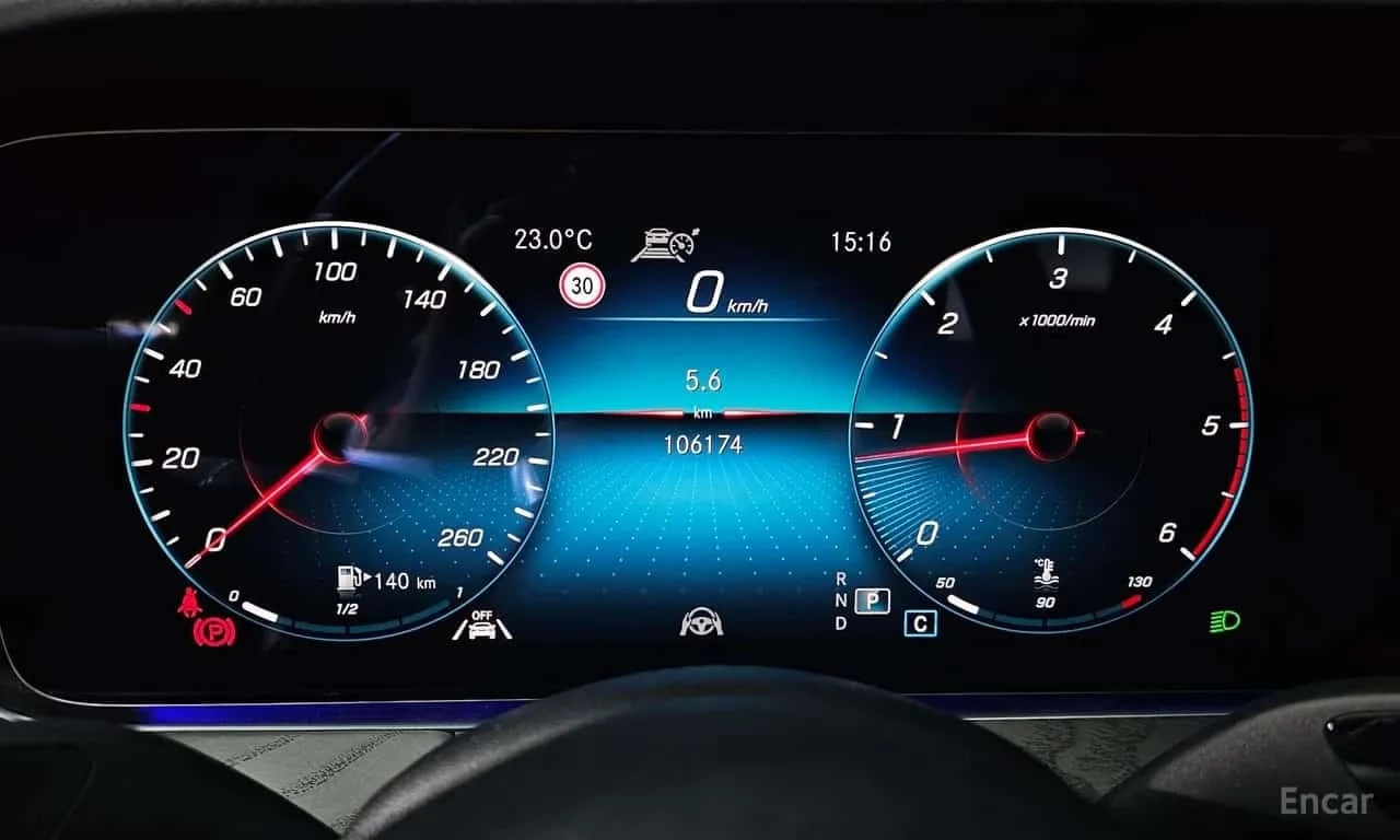 Mercedes-Benz E 220 d 4MATIC AMG Line  / ���� �� �������� | Mobile.bg � ����������� 8