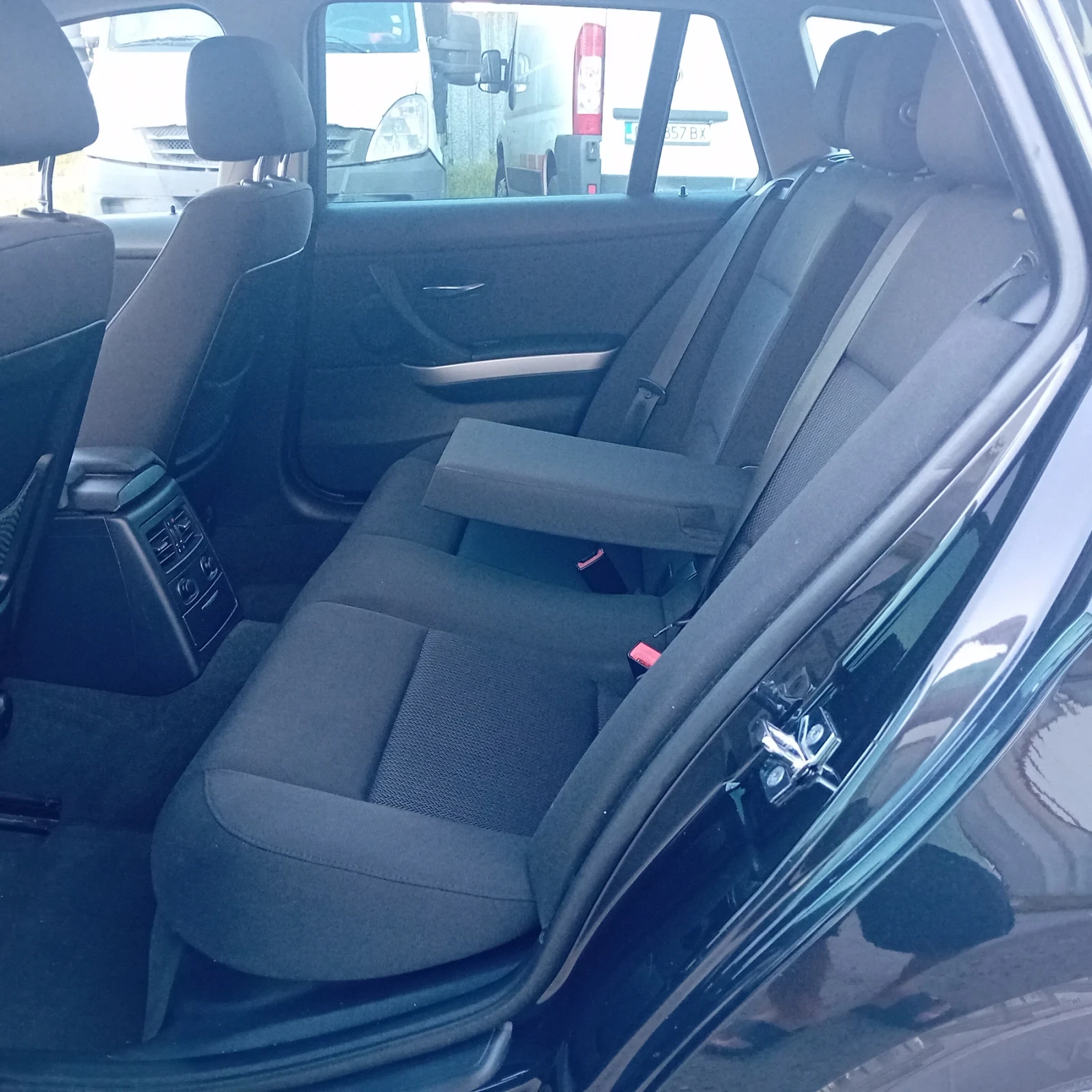 BMW 318 2.0D Face-lift , снимка 16 - Автомобили и джипове - 56737245