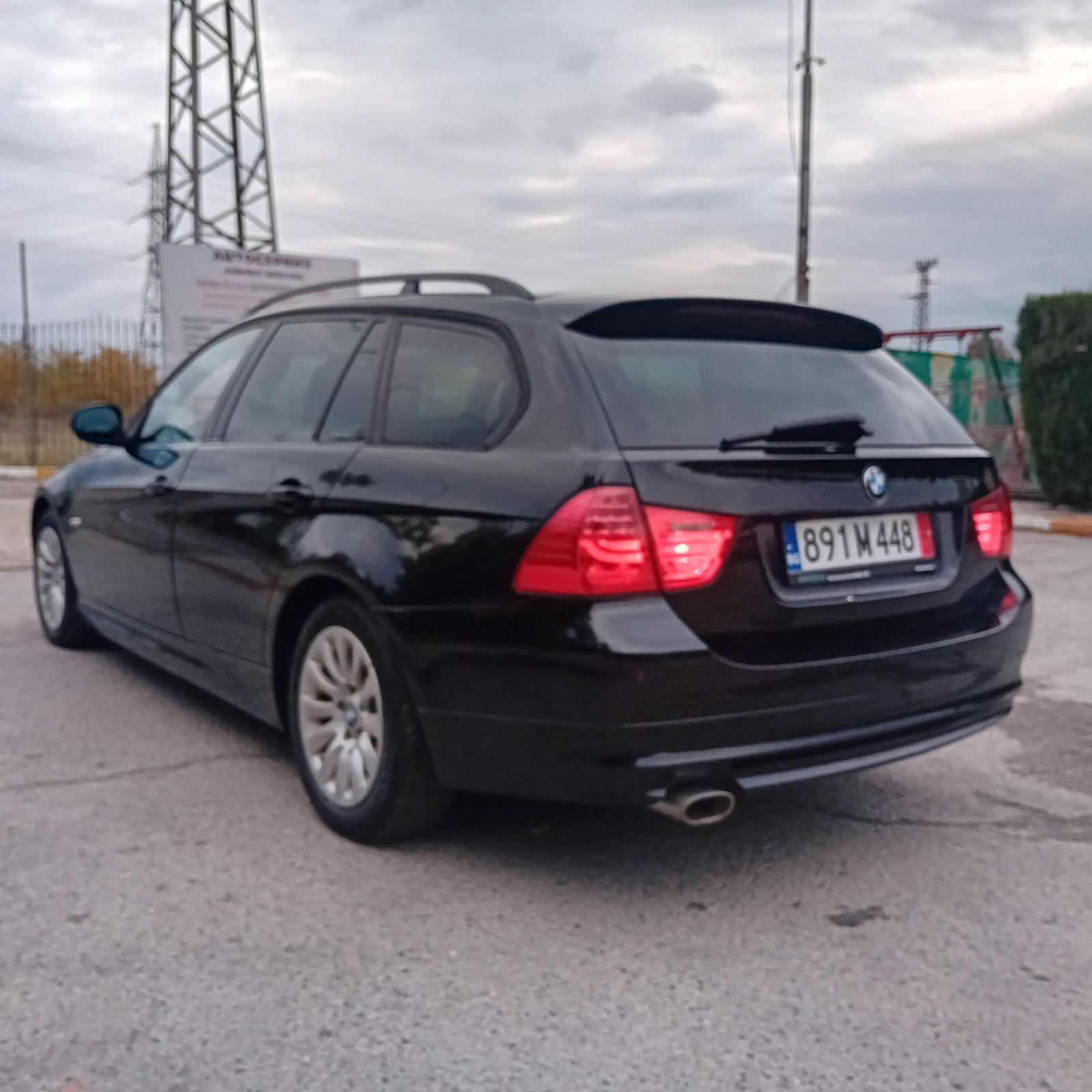 BMW 318 2.0D Face-lift , снимка 4 - Автомобили и джипове - 56737245