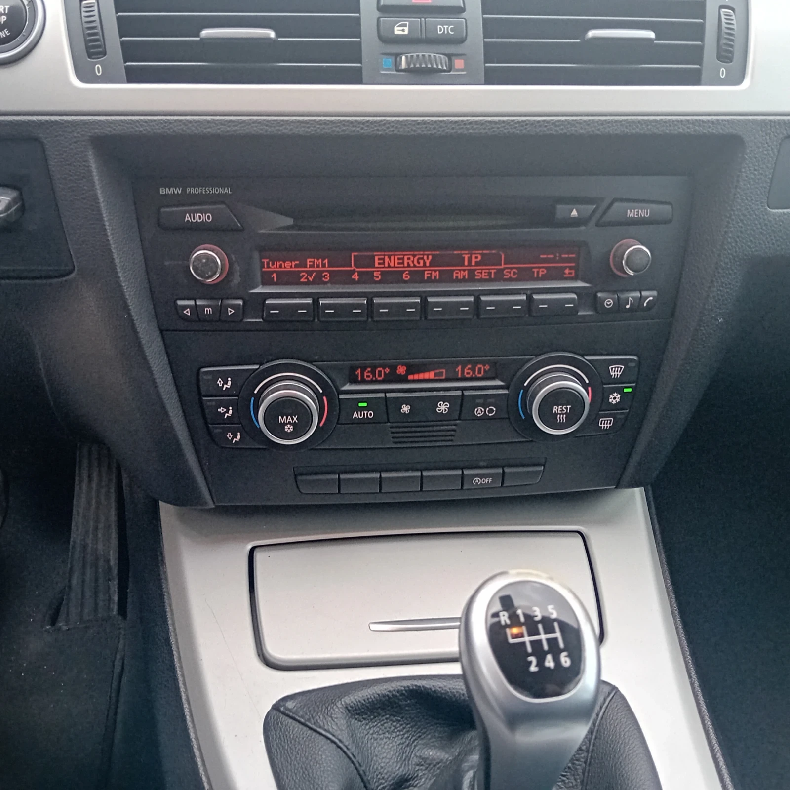 BMW 318 2.0D Face-lift , снимка 11 - Автомобили и джипове - 56737245