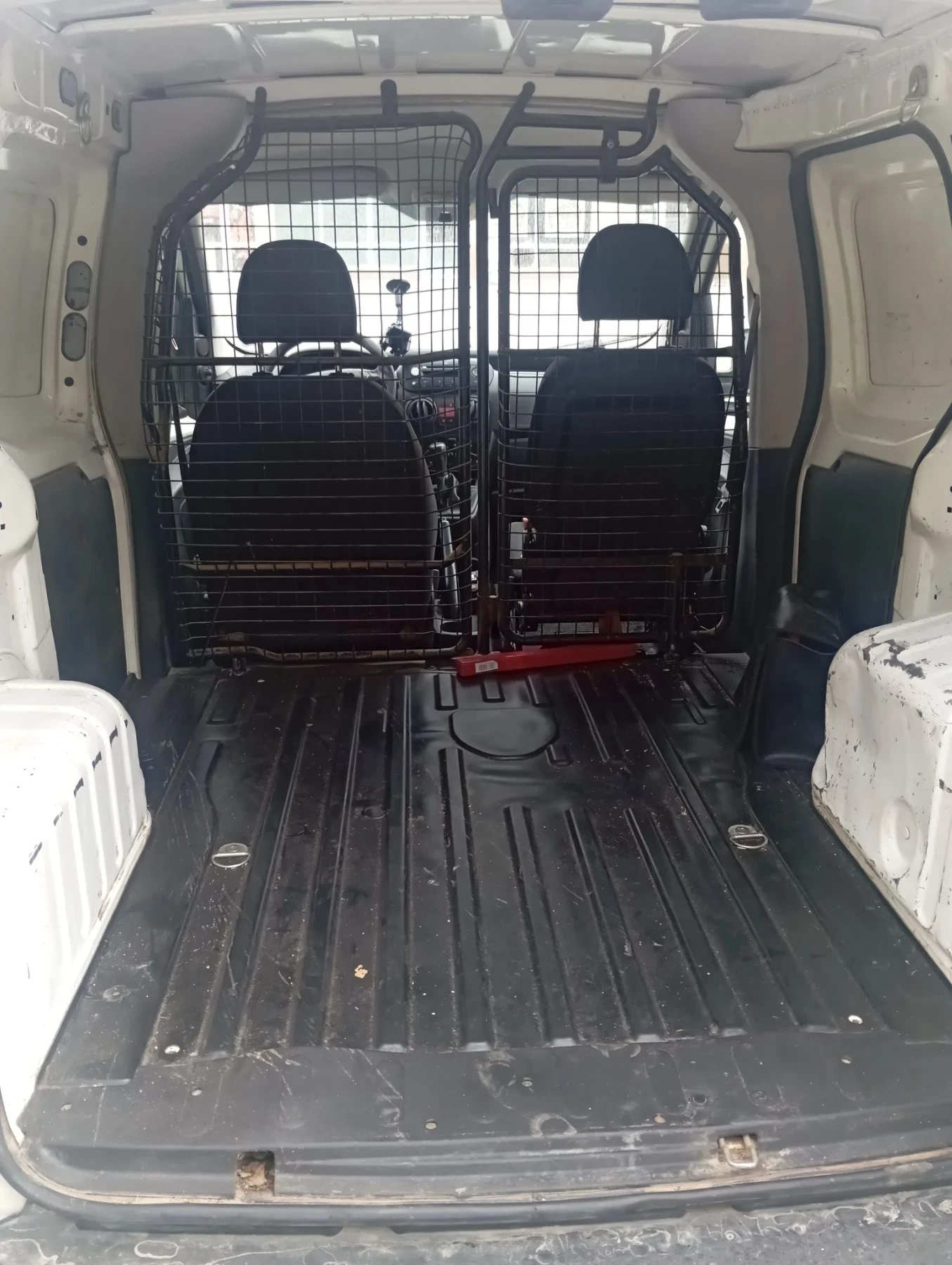 Fiat Fiorino 1, 3 Дизел , снимка 8 - Автомобили и джипове - 56743903