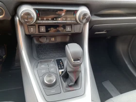Toyota Rav4 НОВ!/306HP/CAM/NAVI/KLESS/CARPLAY/178g - 101699 лв. - 38484938 12