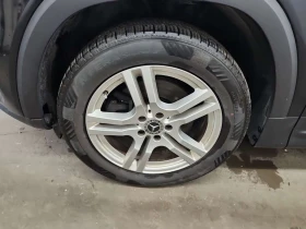Mercedes-Benz GLB 250/CARFAX/Подгрев/Панорама/Памет - 17500 € / 34227.03 лв. - 30120540 17